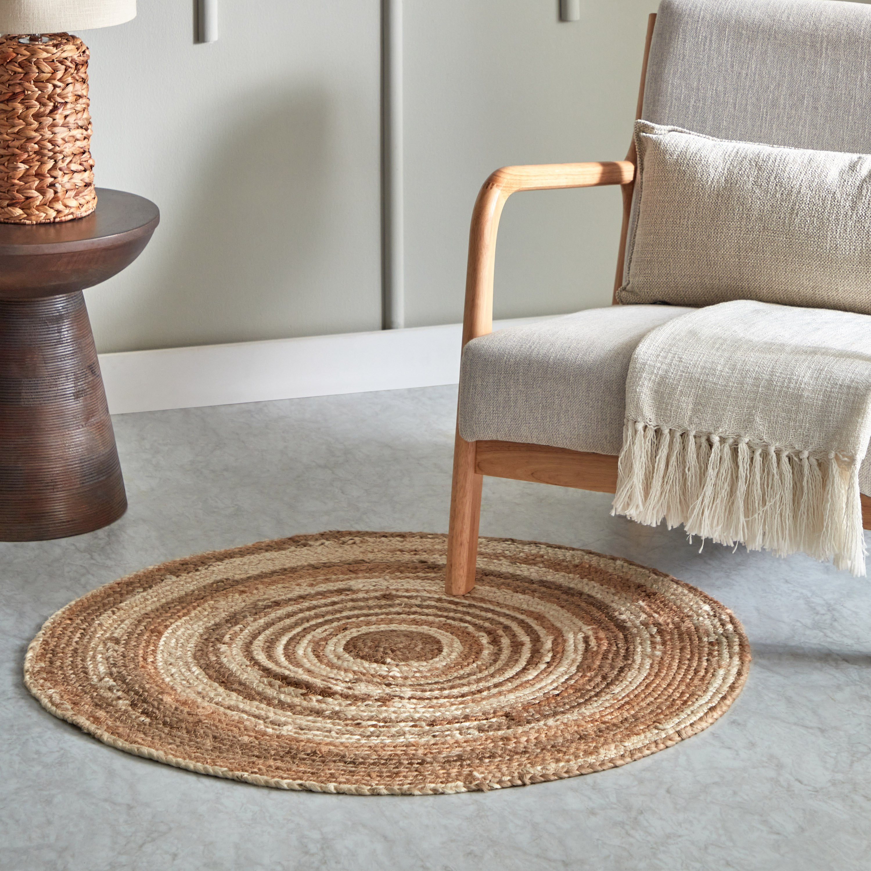 سجادة جوت مستديرة حلزونية مضفرة يدويًا- 90 سم-hbxdecorandfurnishings-floorcoverings-rugs-image-1