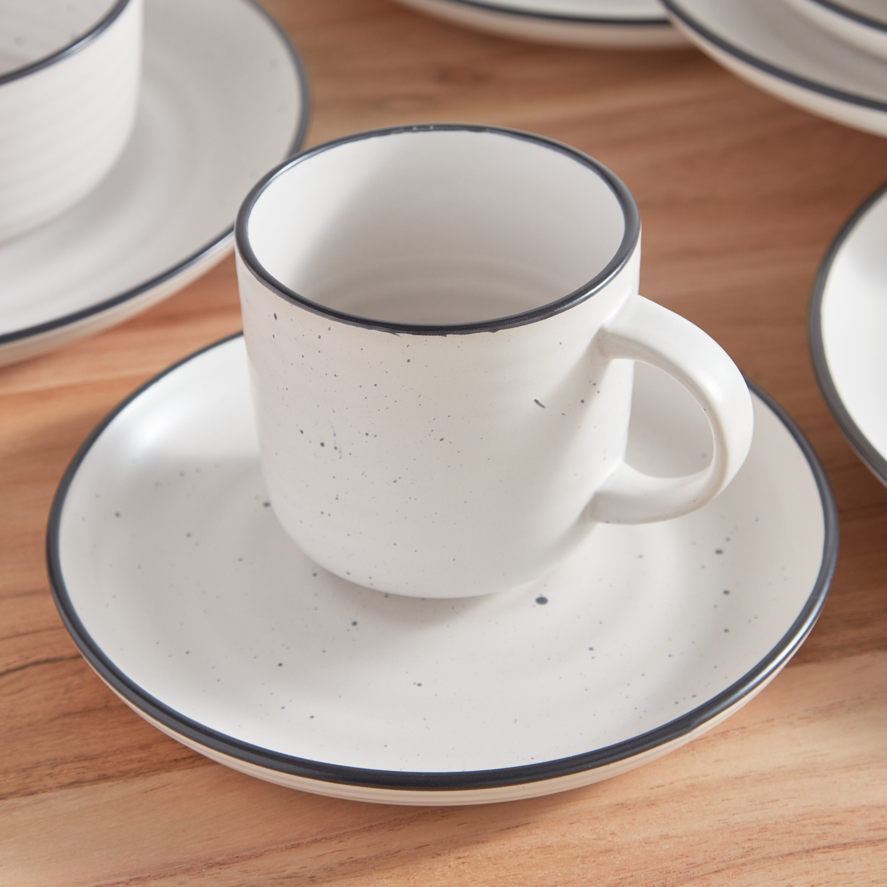 Eleganza 16-Piece Stoneware Dinner Set-hbxhomeware-hbxkitchen-image-5