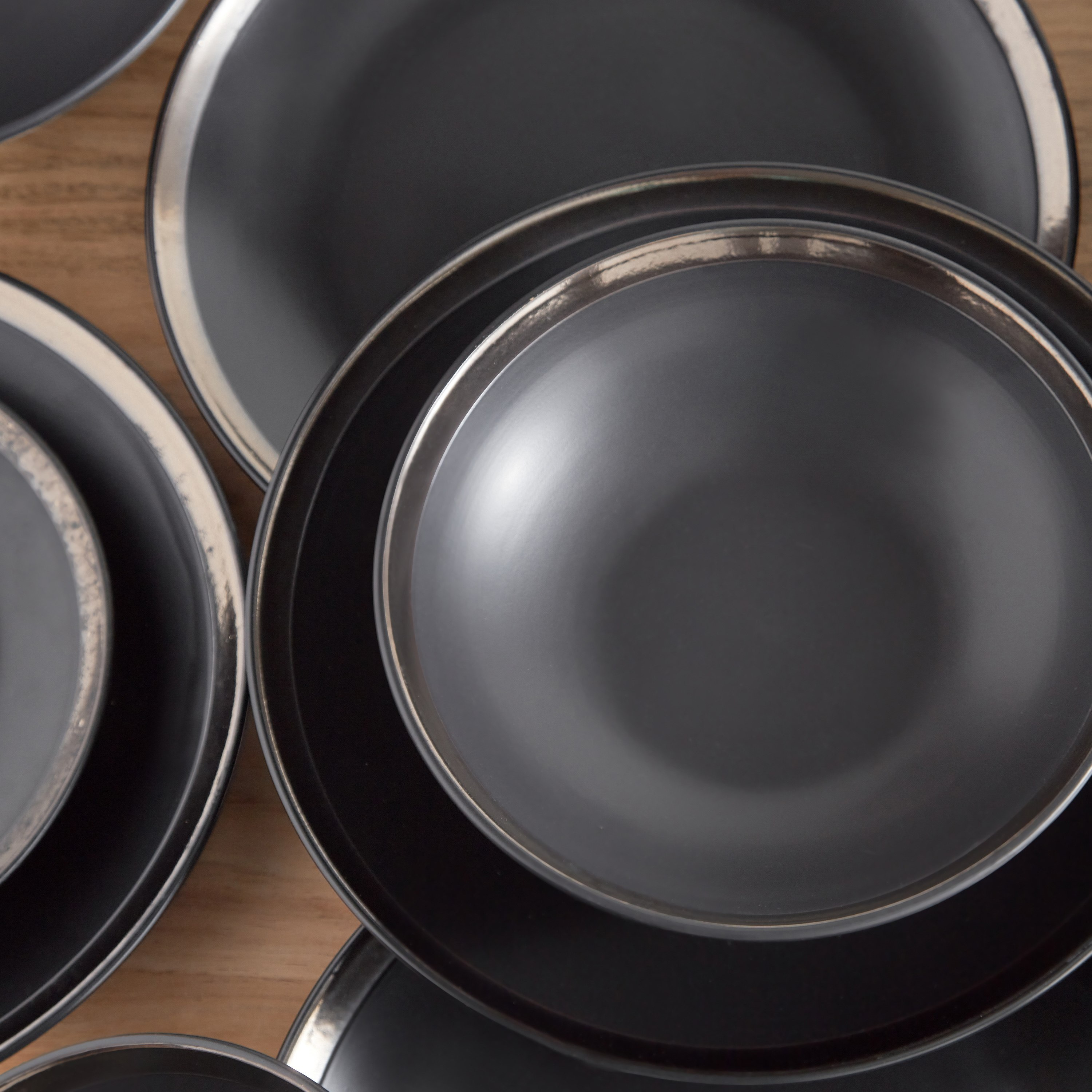 طقم عشاء 12 قطعة من الخزف الحجري من إليجنزا - 4 أشخاص-hbxhomeware-hbxkitchen-image-3