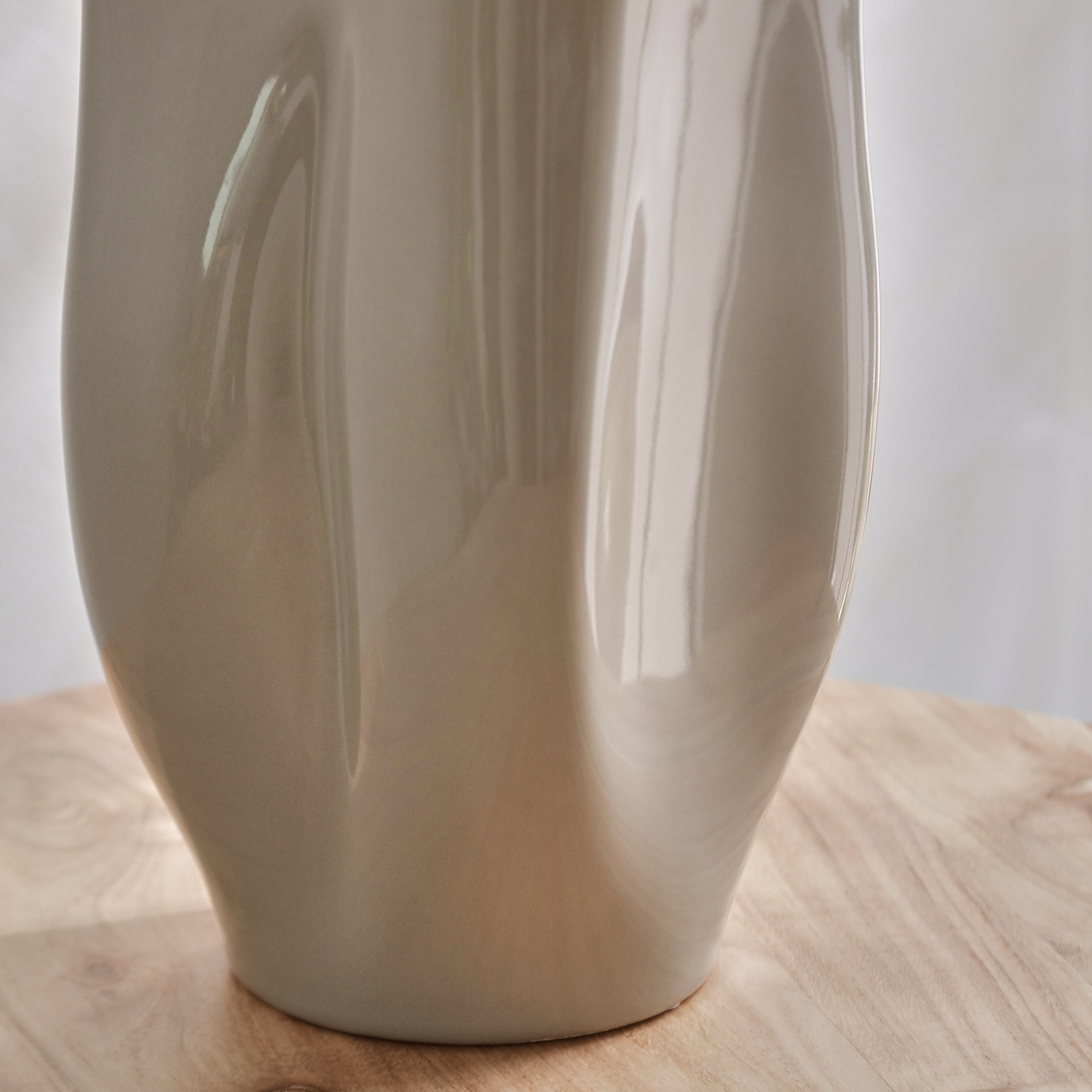 مزهرية سيراميك من كوبي - 14x13x30 سم-hbxbedroom-decorandaccessories-vases-image-4