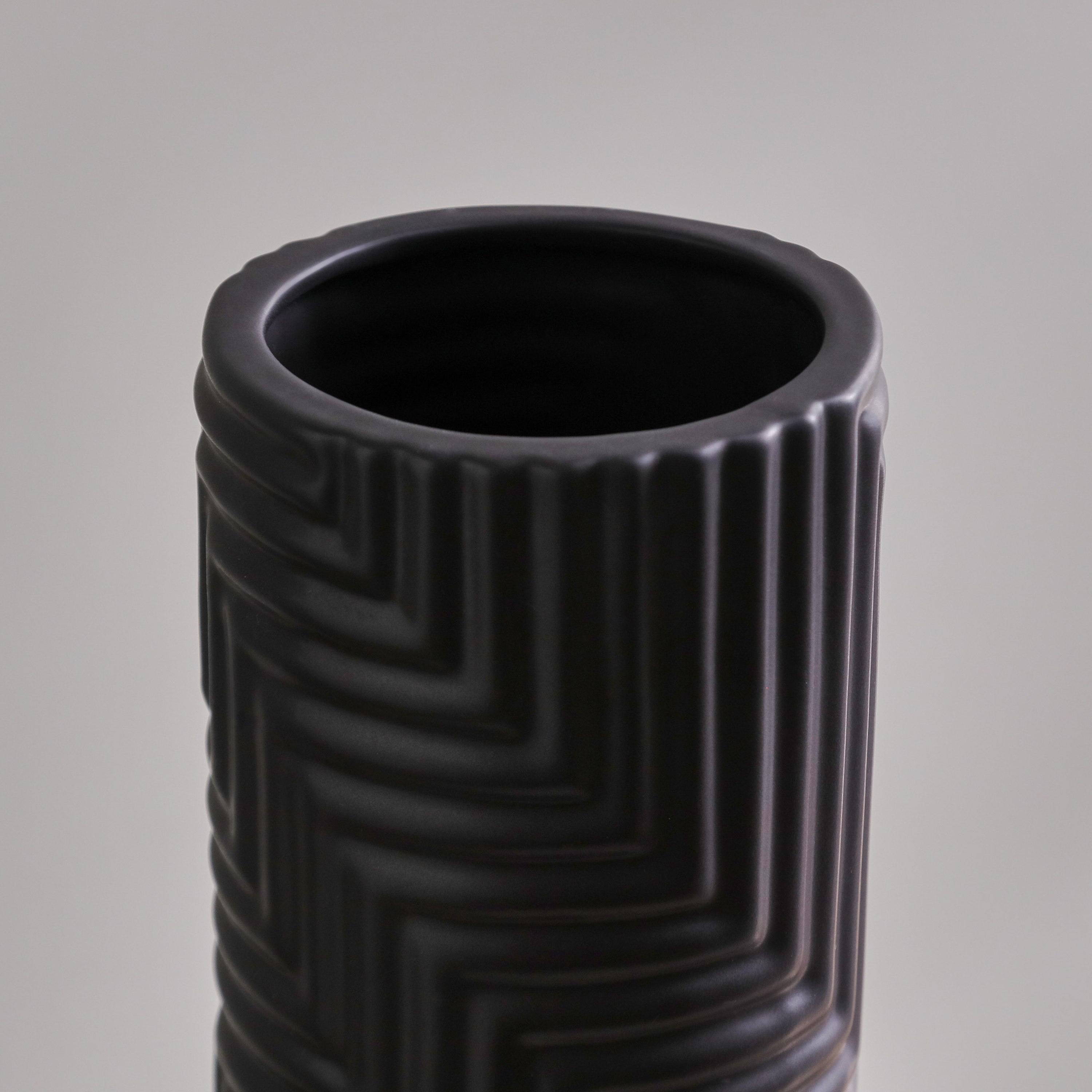 مزهرية سيراميك فيكتور من كوبي - 9.5x9.5x34 سم-hbxbedroom-decorandaccessories-vases-image-3