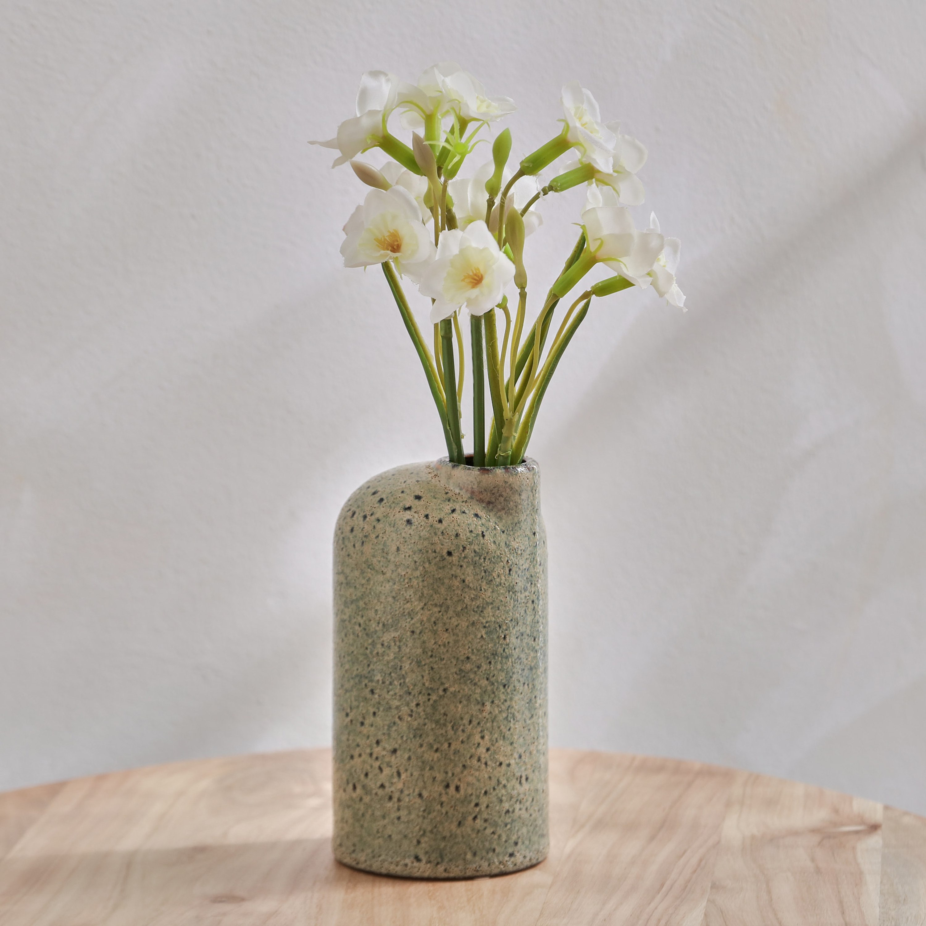 مزهرية سيراميك من كوبي مودرن كاراف - 8.5x8.5x16 سم-hbxbedroom-decorandaccessories-vases-image-1