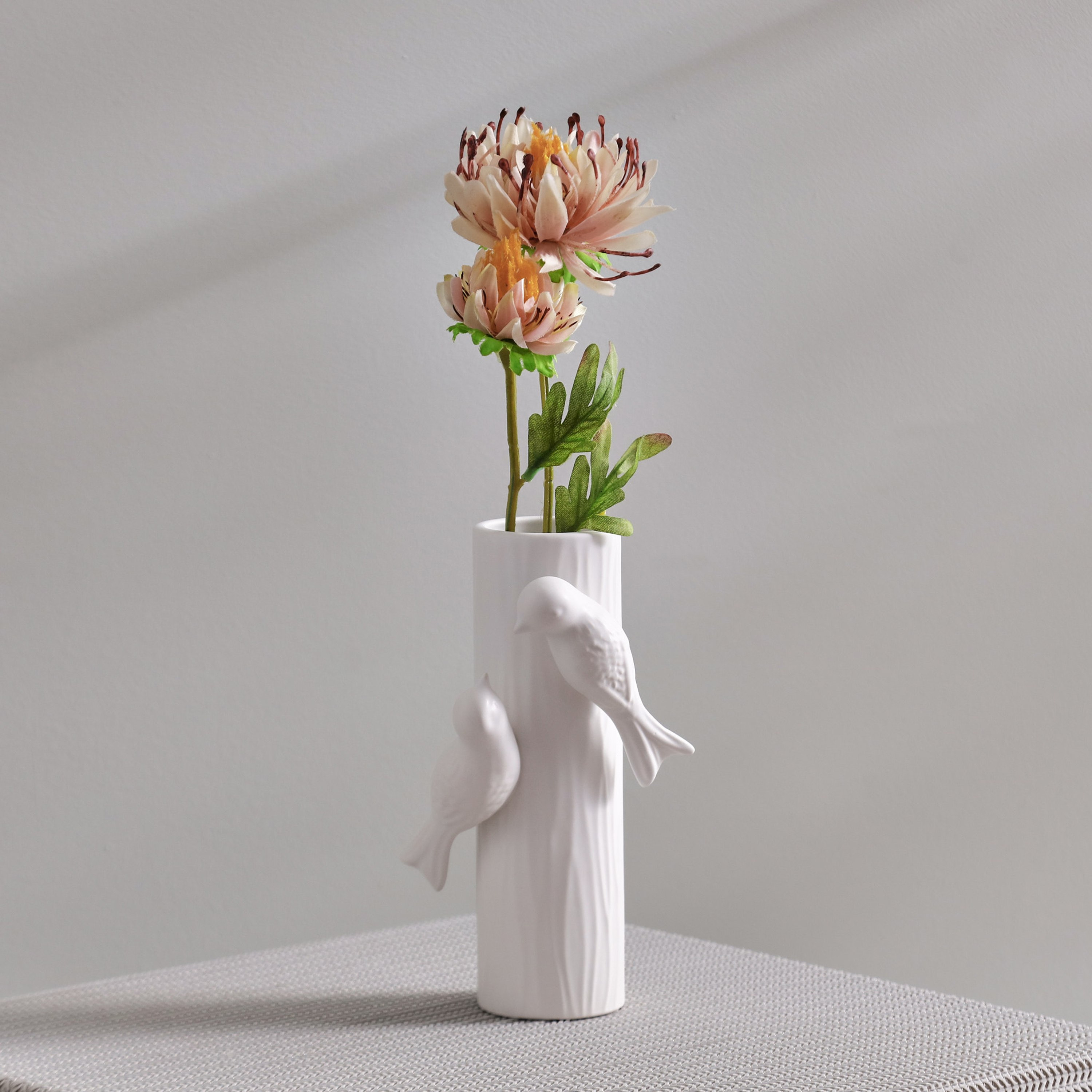 مزهرية سيراميك على شكل طيور من كوبي - 11x10.5x20 سم-hbxbedroom-decorandaccessories-vases-image-1