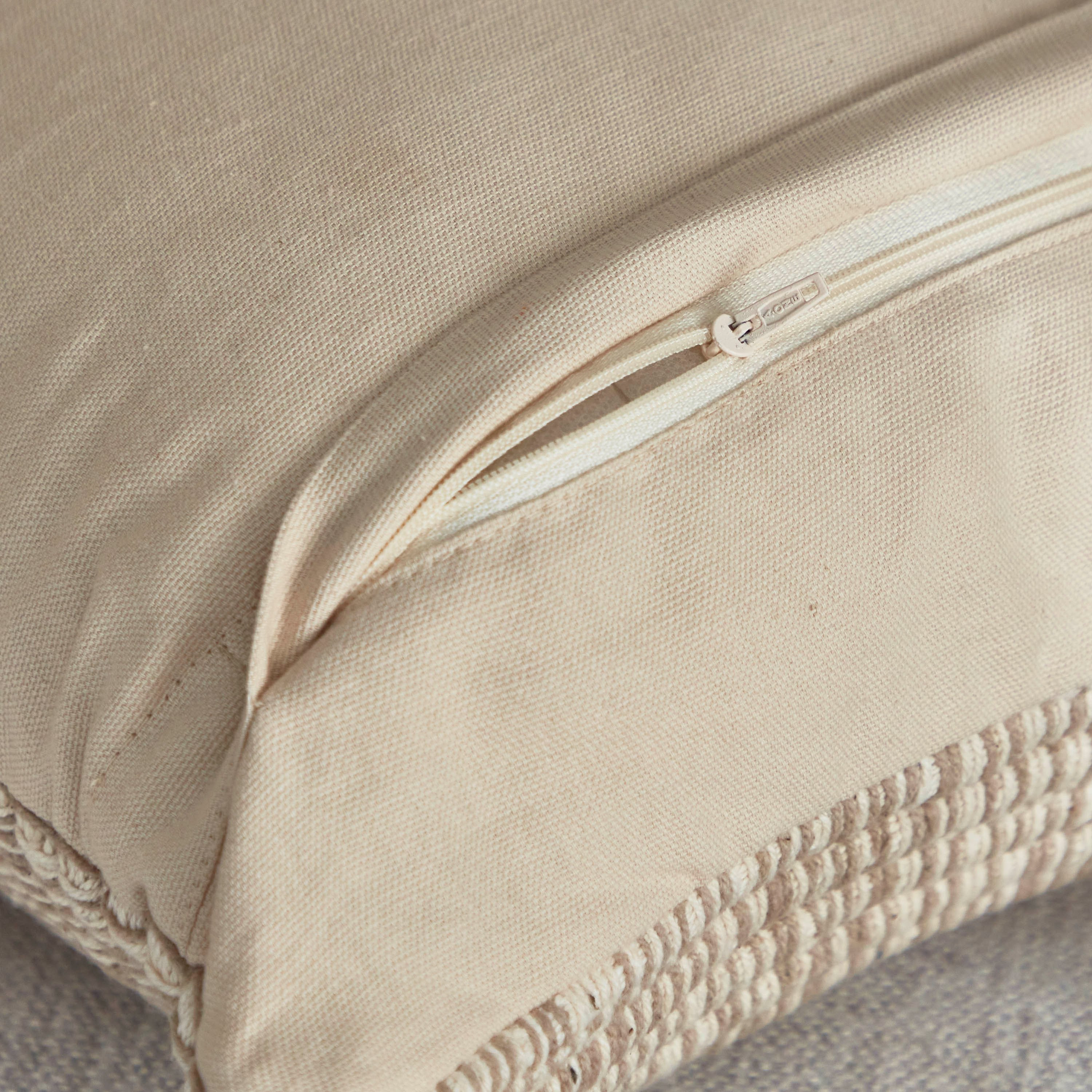 Haiti Light Ian Cushion Cover - 45x45 cm-hbxhomeware-cushionsandcovers-cushioncovers-image-4