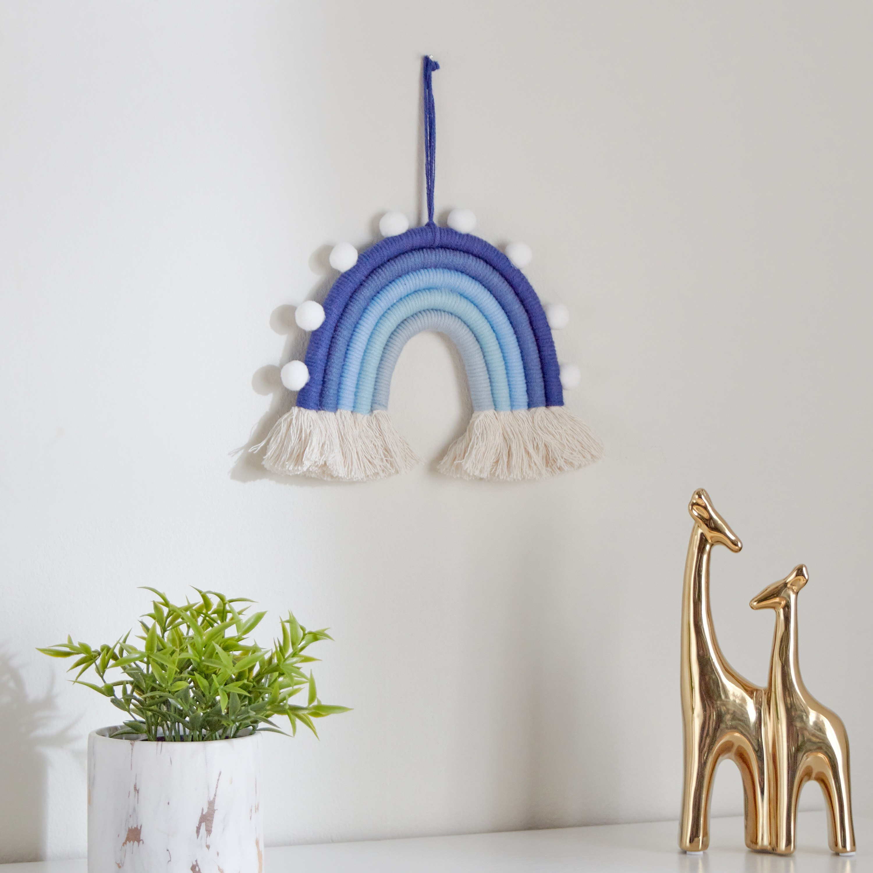 ديكور حائط قوس قزح الصباحي بتفاصيل بوم بوم من هاري - 18x18 سم-hbxhomeware-hbxkidsandyouth-image-1