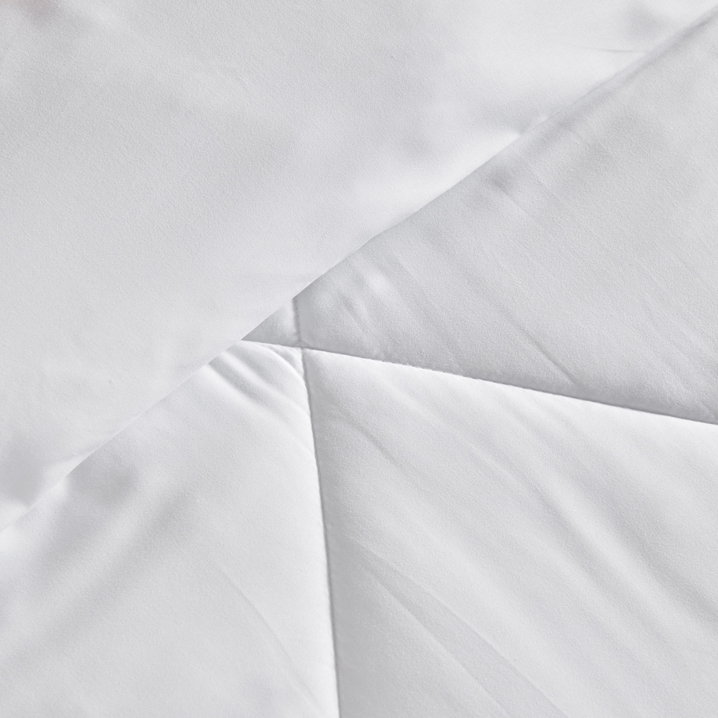 Nova Microfibre Super King Duvet Inner - 240x220 cm-hbxdecorandfurnishings-bedding-duvetsandpillows-image-3