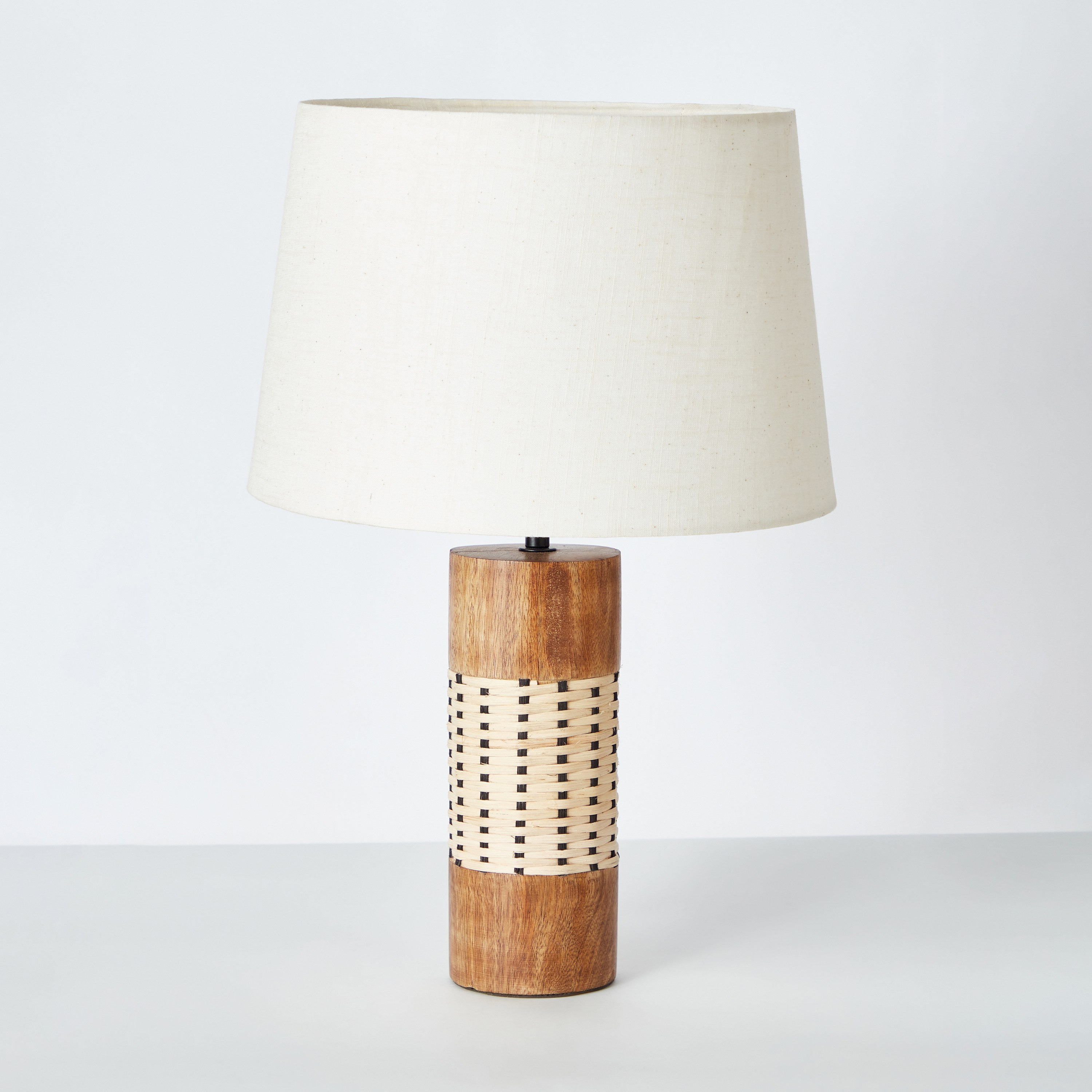 مصباح طاولة خشبي أسطواني بزخارف روطان وغطاء كتان من أدرانو - 45 سم-hbxlivingroom-lighting-tablelamps-image-6