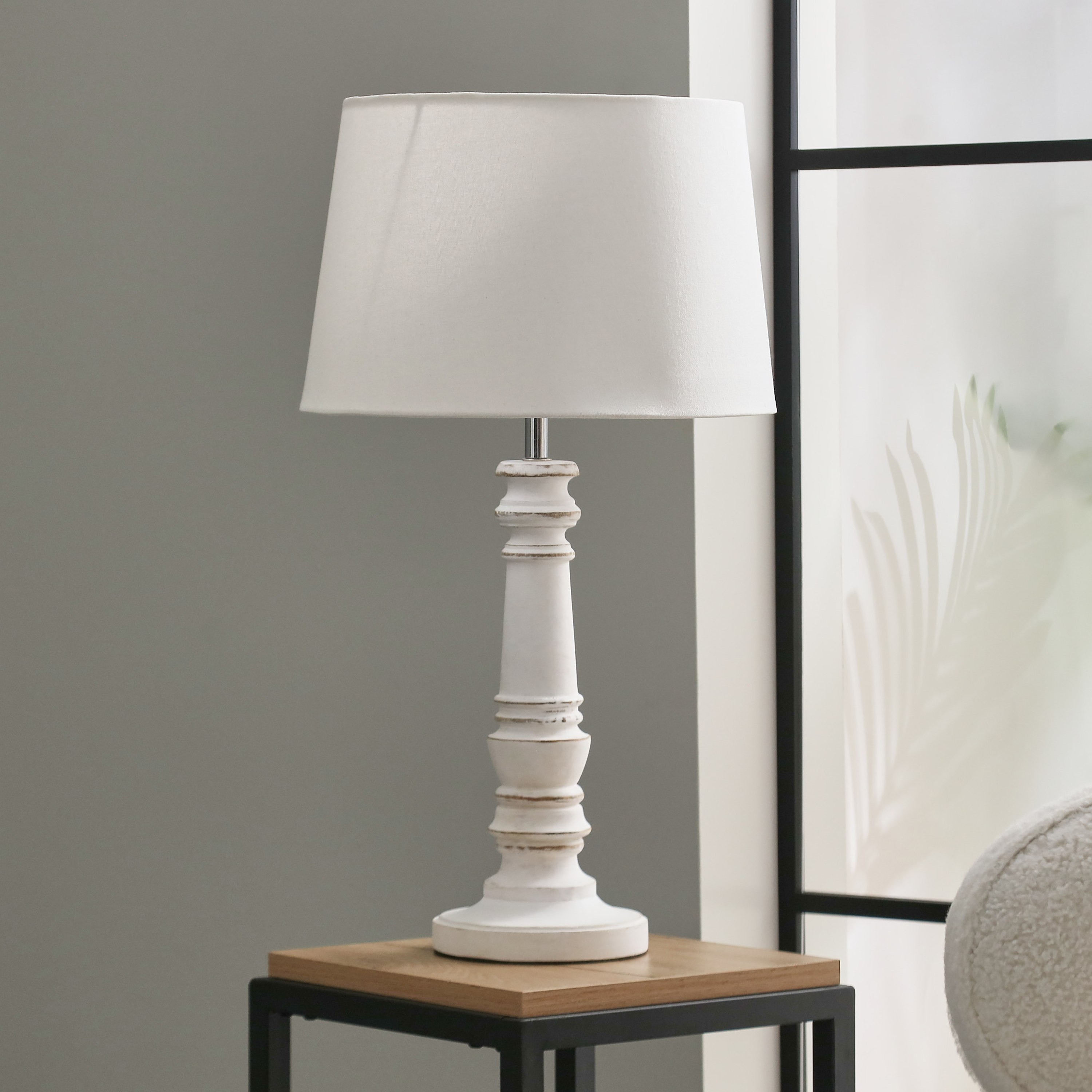 مصباح طاولة عمودي خشبي منحوت بغطاء رفيع من أدرانو - 55 سم-hbxlivingroom-lighting-tablelamps-image-1