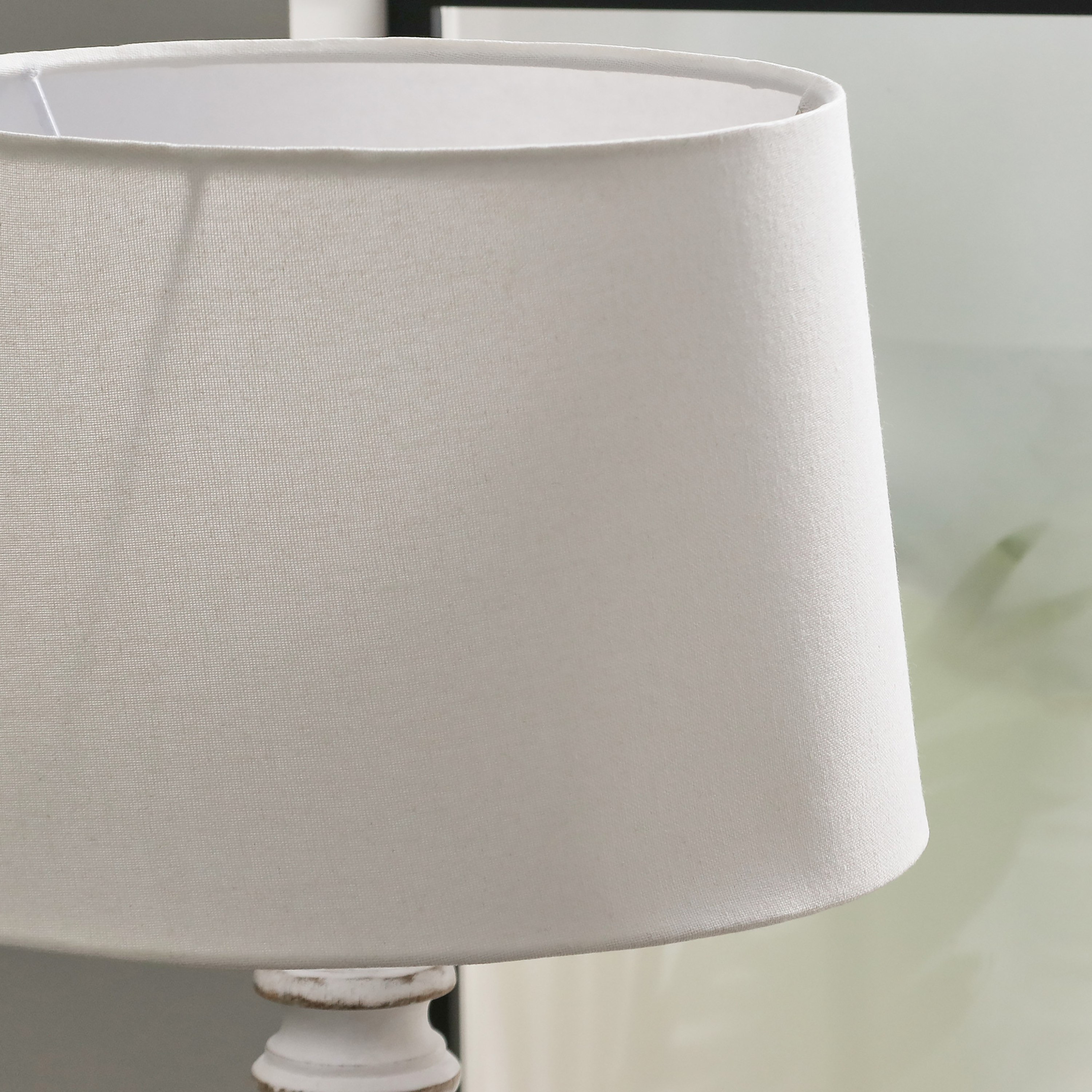 مصباح طاولة عمودي خشبي منحوت بغطاء رفيع من أدرانو - 55 سم-hbxlivingroom-lighting-tablelamps-image-3