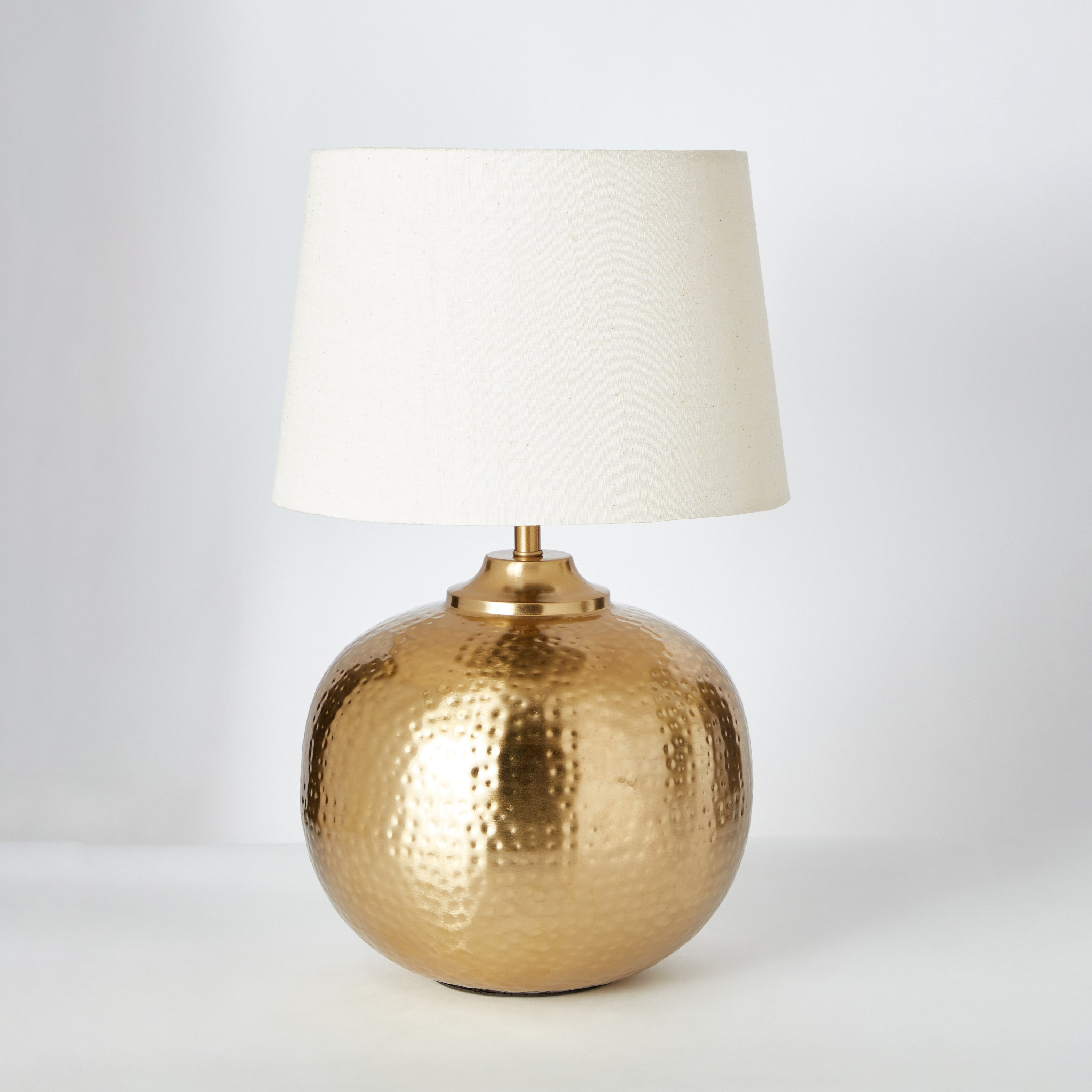 مصباح طاولة معدن مطروق بغطاء كتان من أدرانو - 50 سم-hbxlivingroom-lighting-tablelamps-image-6