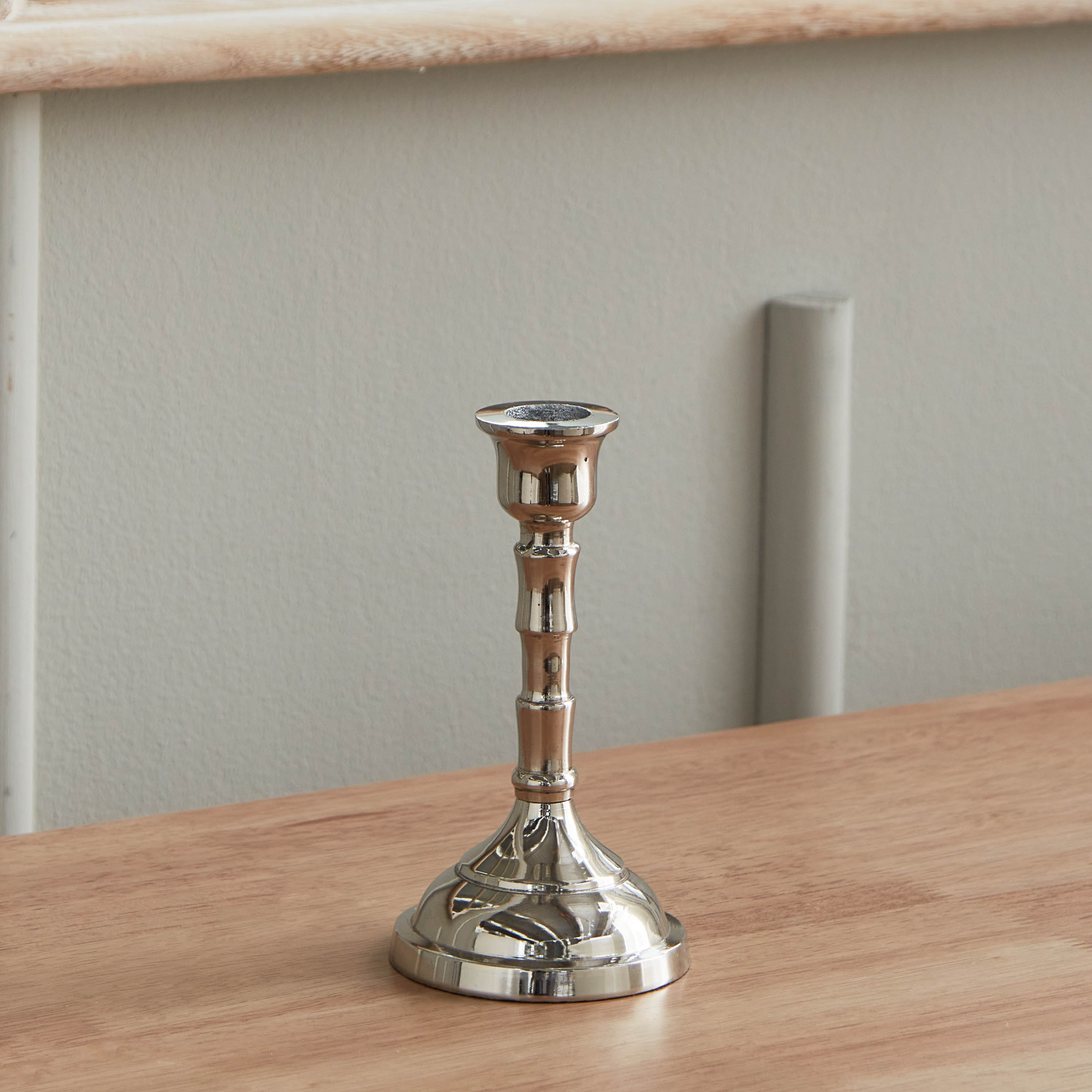 حامل شموع ديكور ألومنيوم من أورا - 8.25x8.25x14.5 سم-hbxlivingroom-decorandaccessories-candleholders-image-2