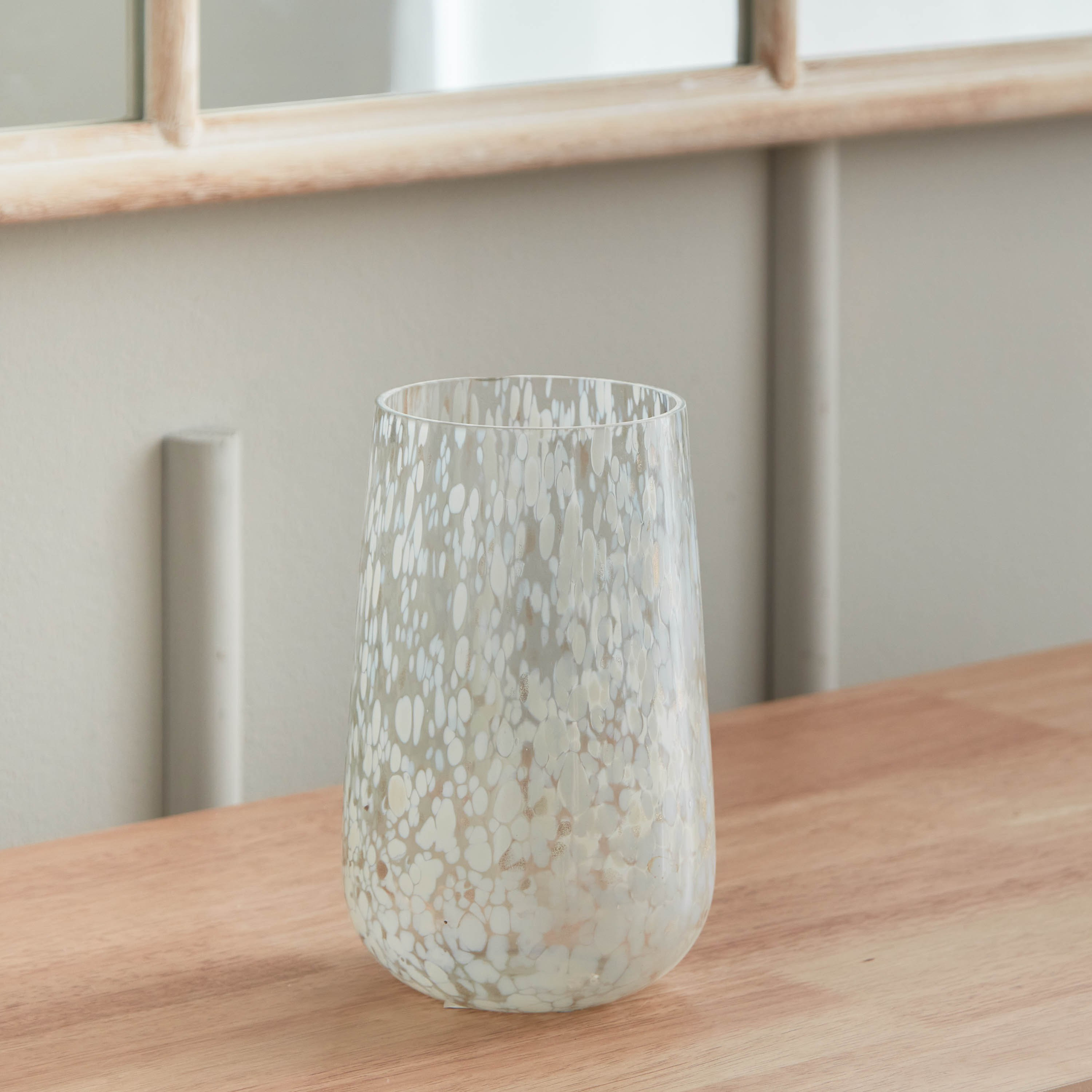 مزهرية زجاج من أورا - 11.5x11.5x17.5 سم-hbxbedroom-decorandaccessories-vases-image-2