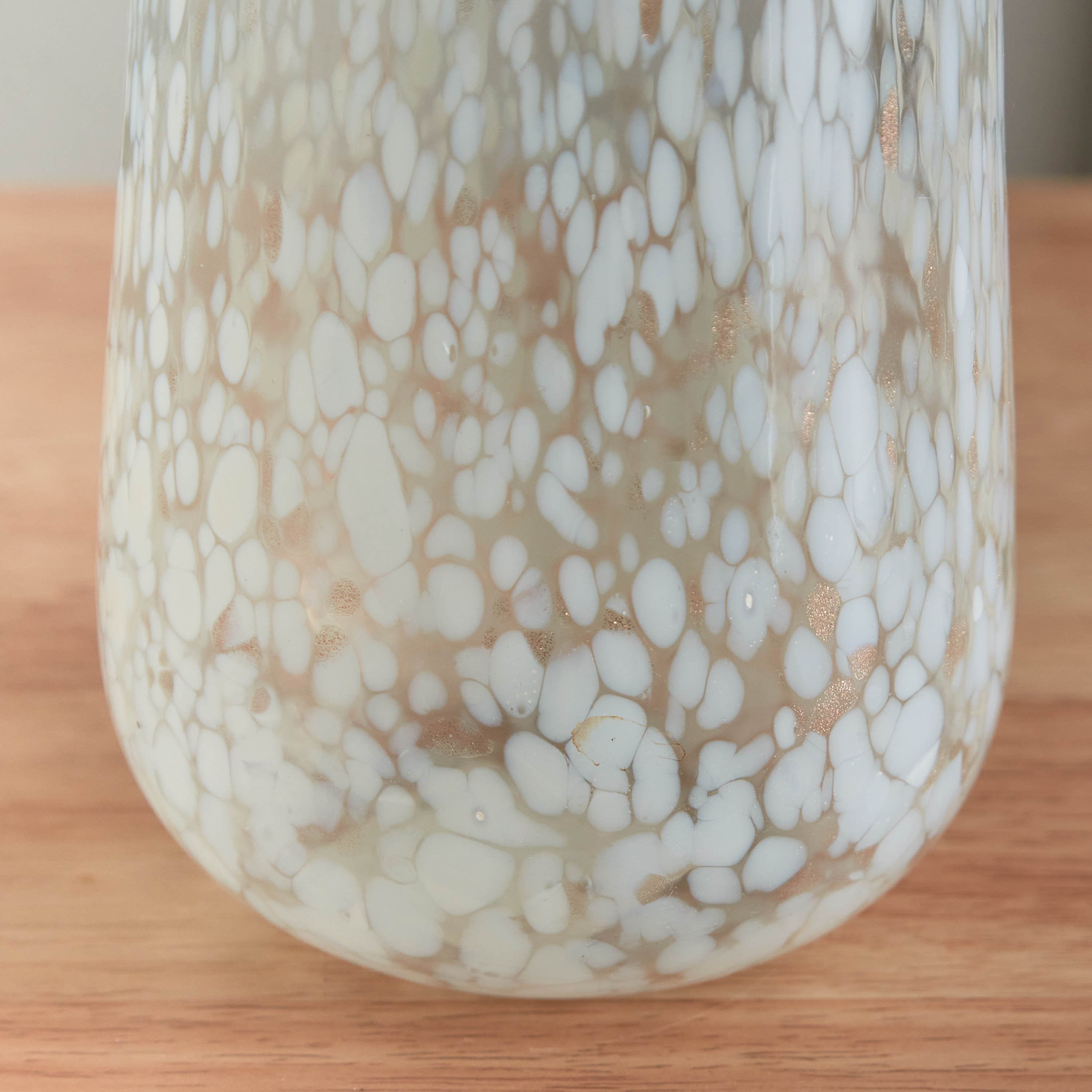 مزهرية زجاج من أورا - 11.5x11.5x17.5 سم-hbxbedroom-decorandaccessories-vases-image-4