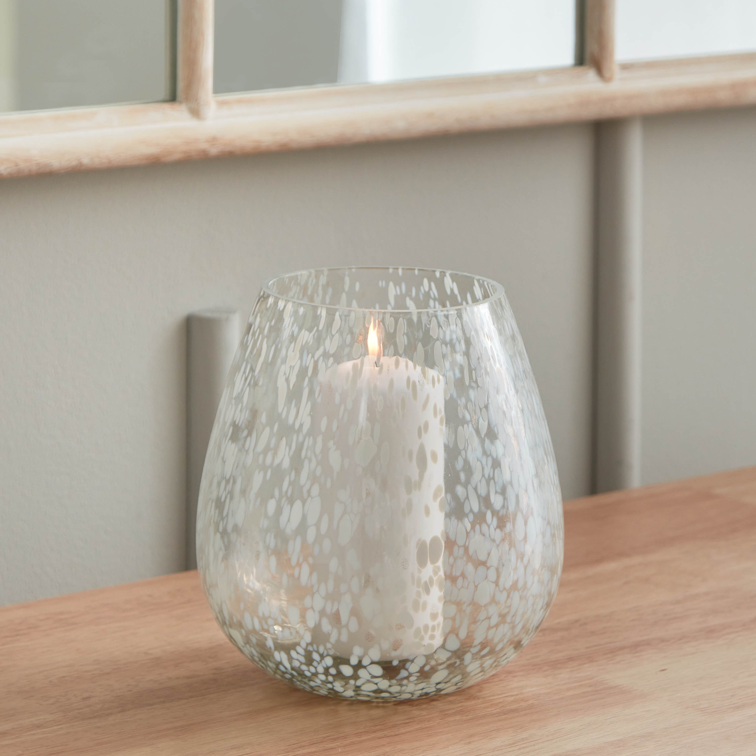 حامل شموع زجاج من أورا - 16.5x16.5x17.5 سم-hbxlivingroom-decorandaccessories-candleholders-image-1