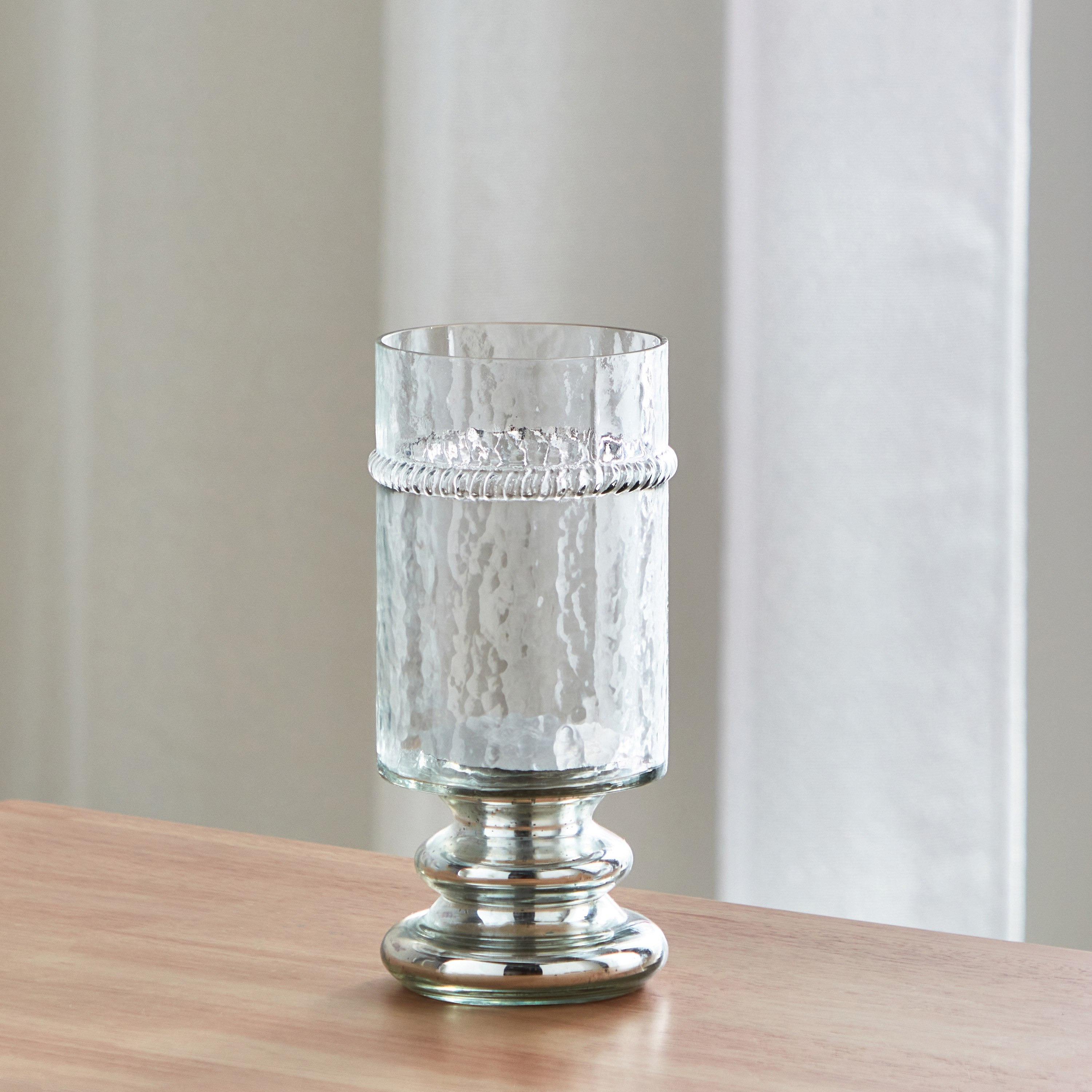 حامل شموع بارز الملمس بحامل من جريس - 10x10x23 سم-hbxlivingroom-decorandaccessories-candleholders-image-2