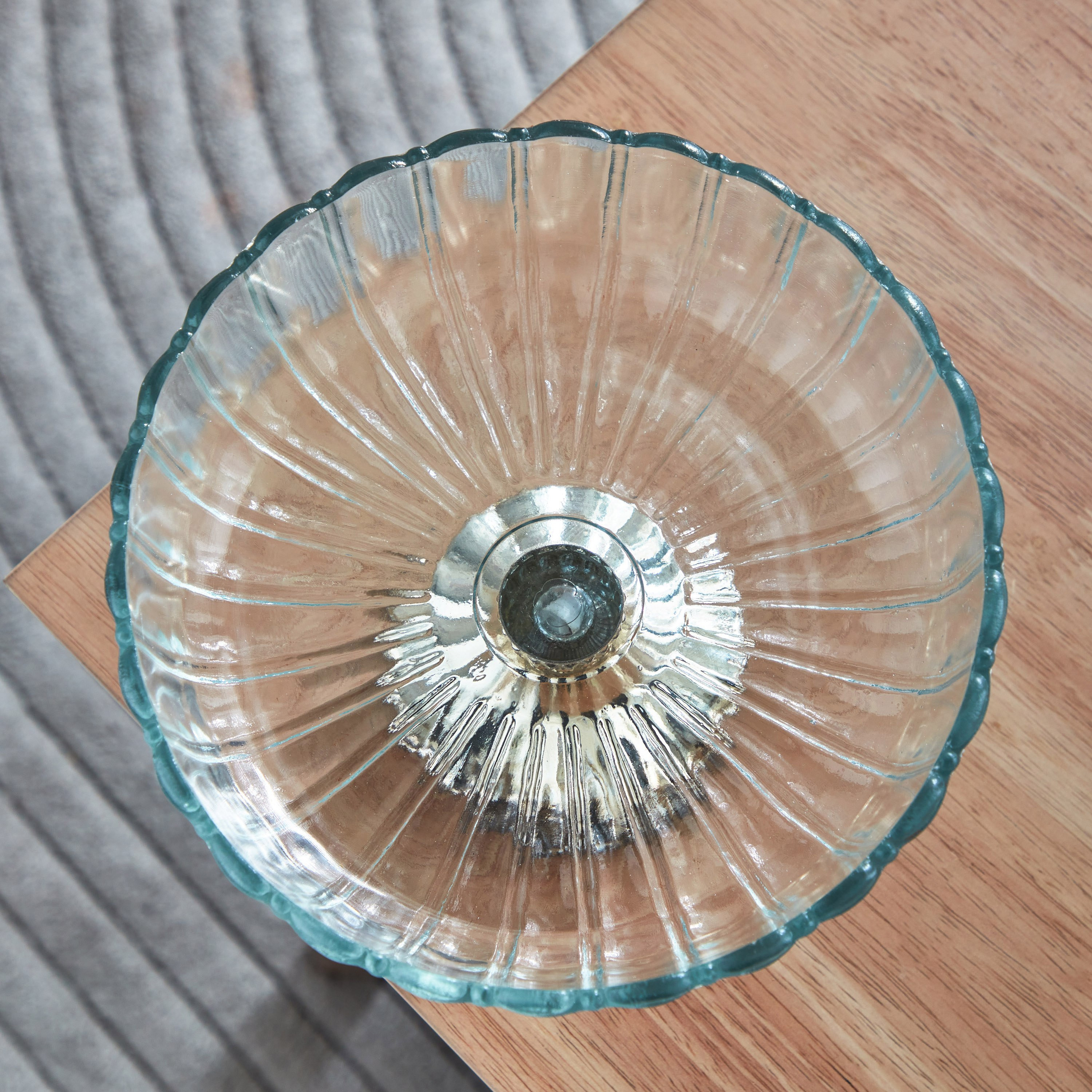 وعاء ديكور ميتاليك مضلع من جريس - 20x20x13.5 سم-hbxdecorandfurnishings-homeaccessories-bowls-image-4