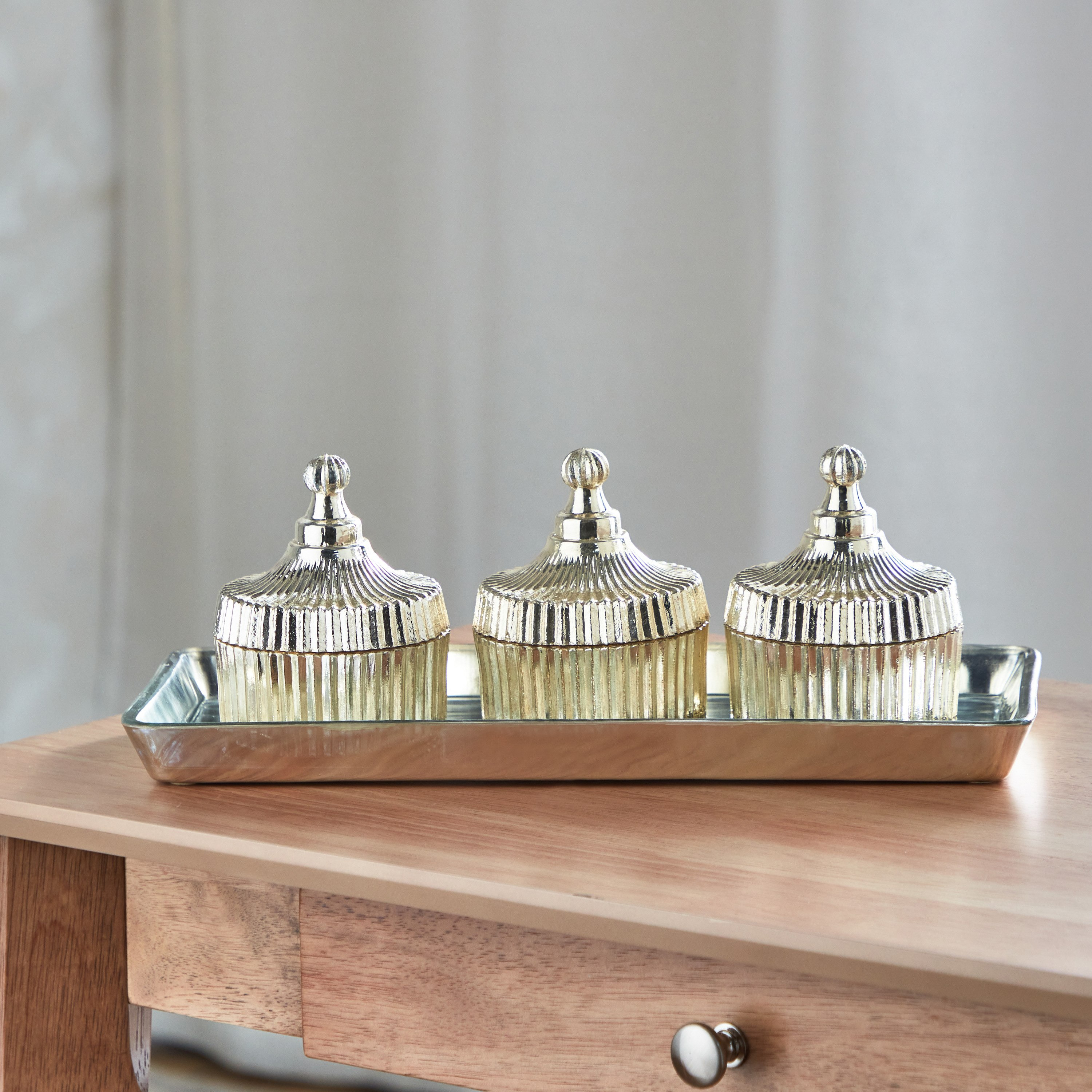 طقم جرّة ديكور ميتالك مضلّع -4 قطع مع صينية من جريس-hbxhomeware-hbxdecorandfurnishings-image-2