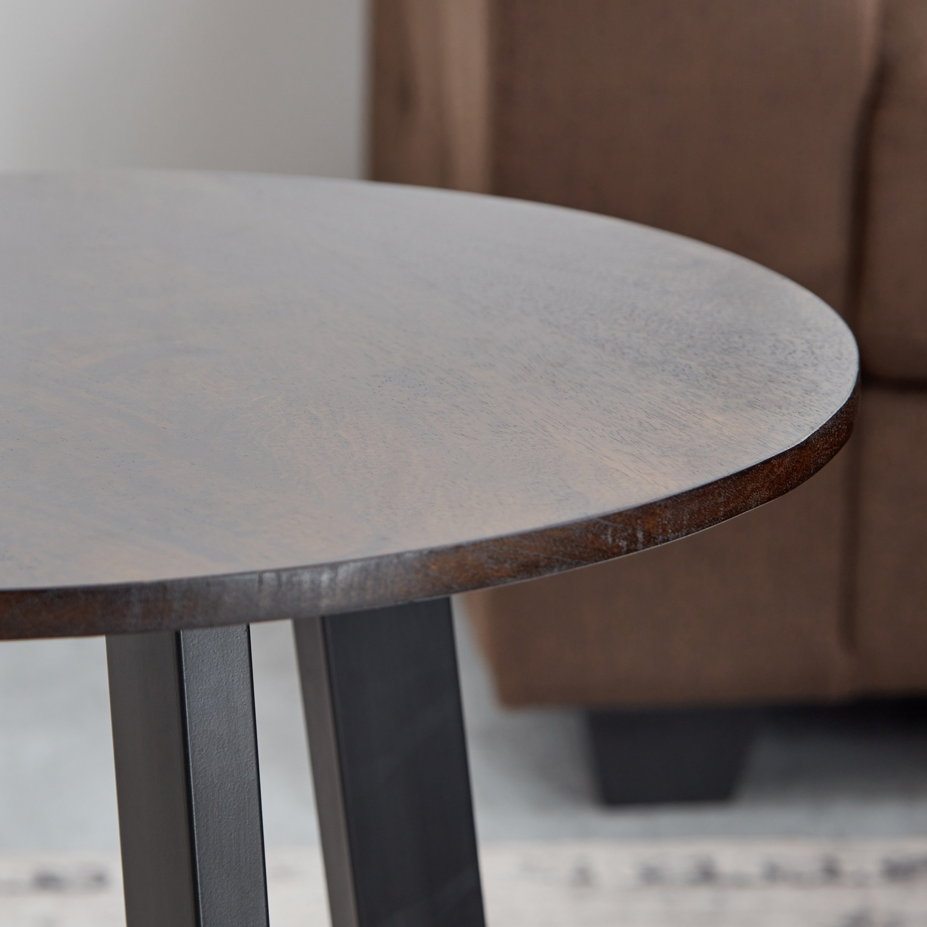 طاولة جانبية مستديرة من الخشب الصلب - كلانباي من فيندرا-hbxfurniture-livingroom-endtables-image-3
