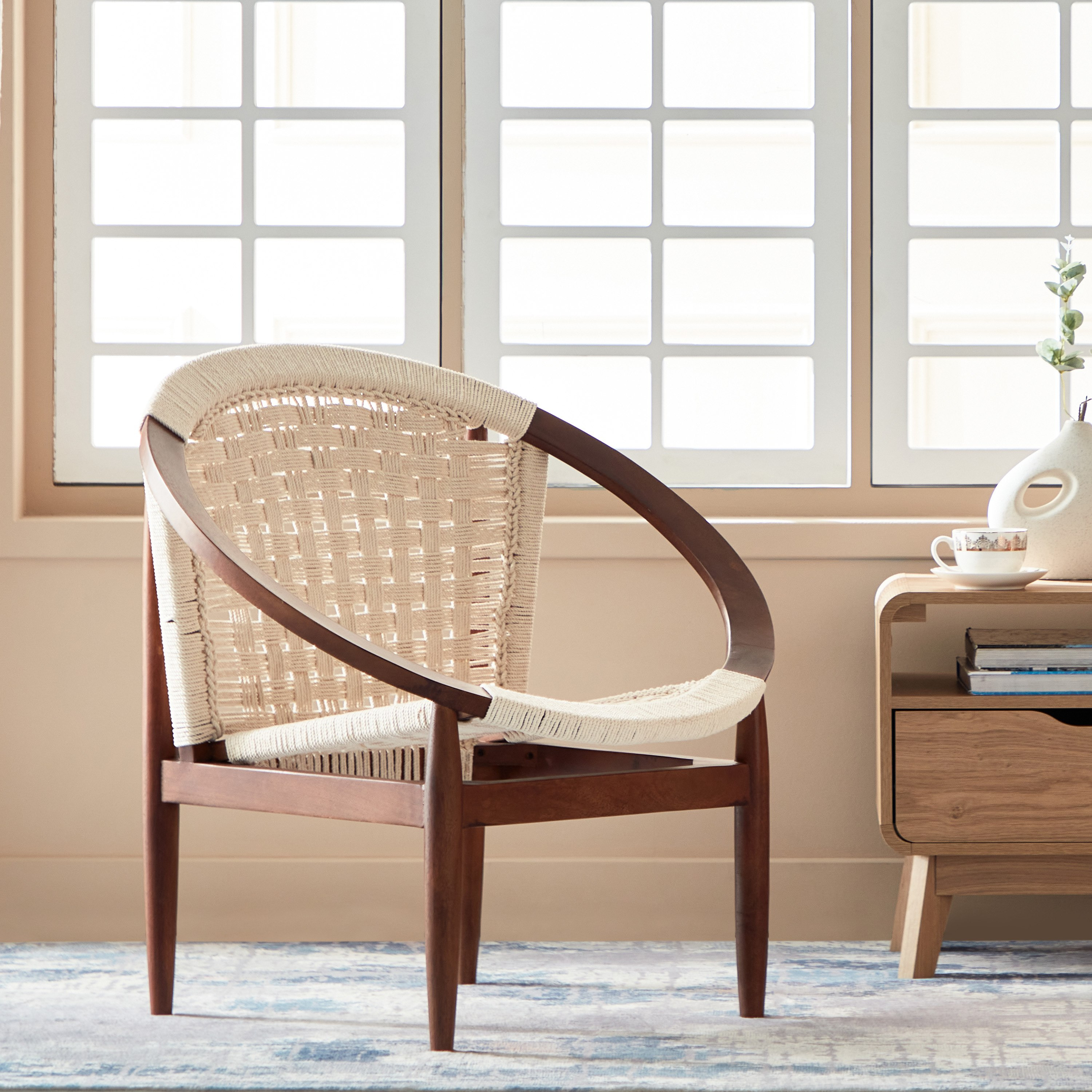 كرسي استرخاء من لشبونة-hbxlivingroom-sofasandarmchairs-easychairs-image-1