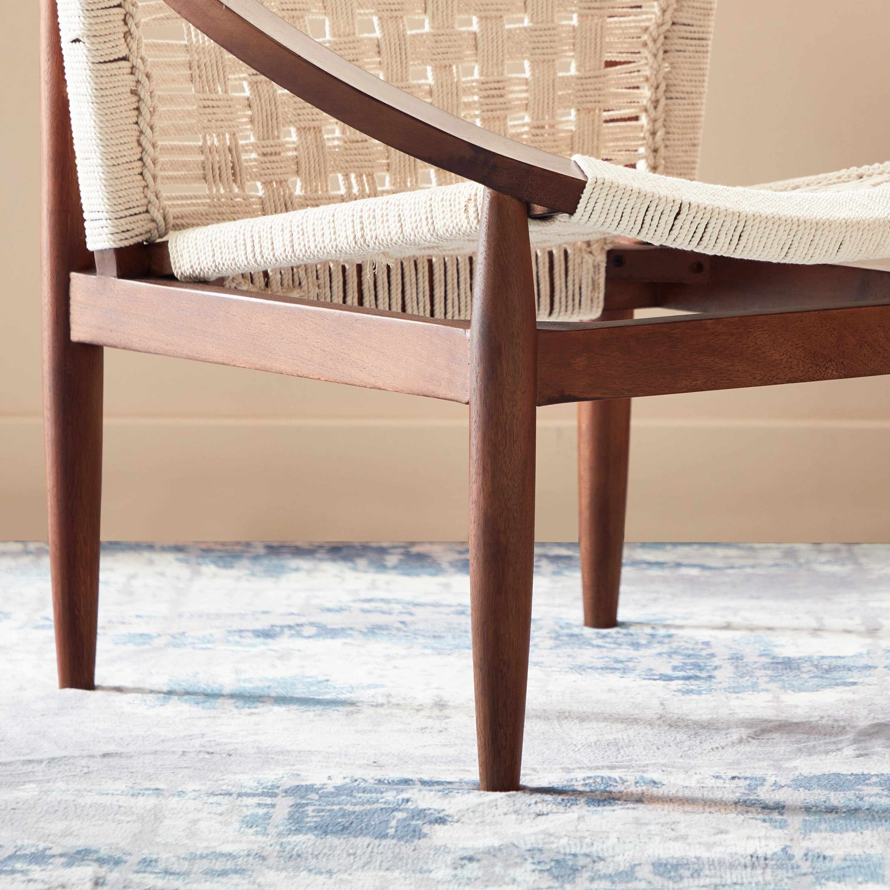كرسي استرخاء من لشبونة-hbxlivingroom-sofasandarmchairs-easychairs-image-6