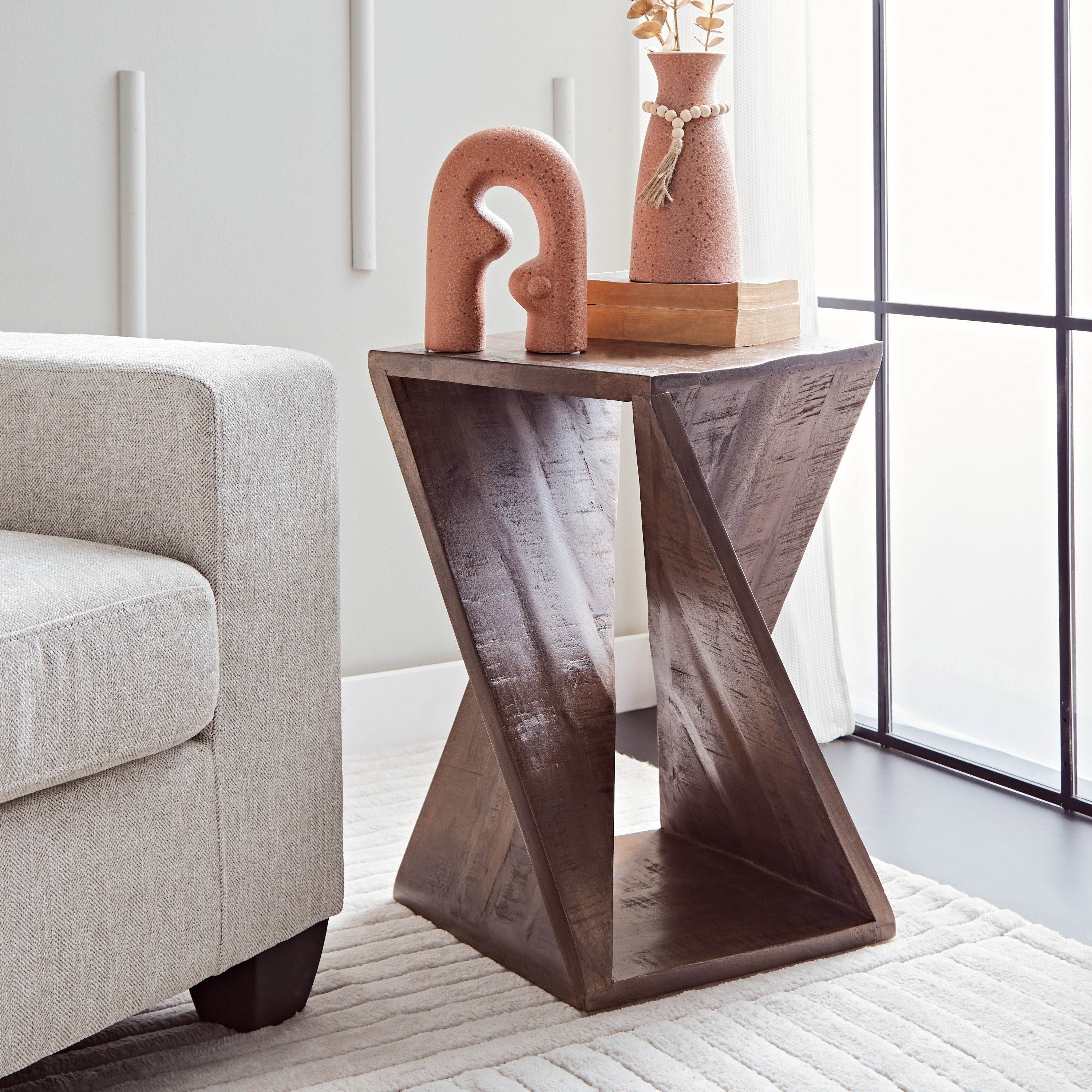 طاولة جانبية من الخشب الصلب من تيفولي-hbxfurniture-livingroom-endtables-image-1