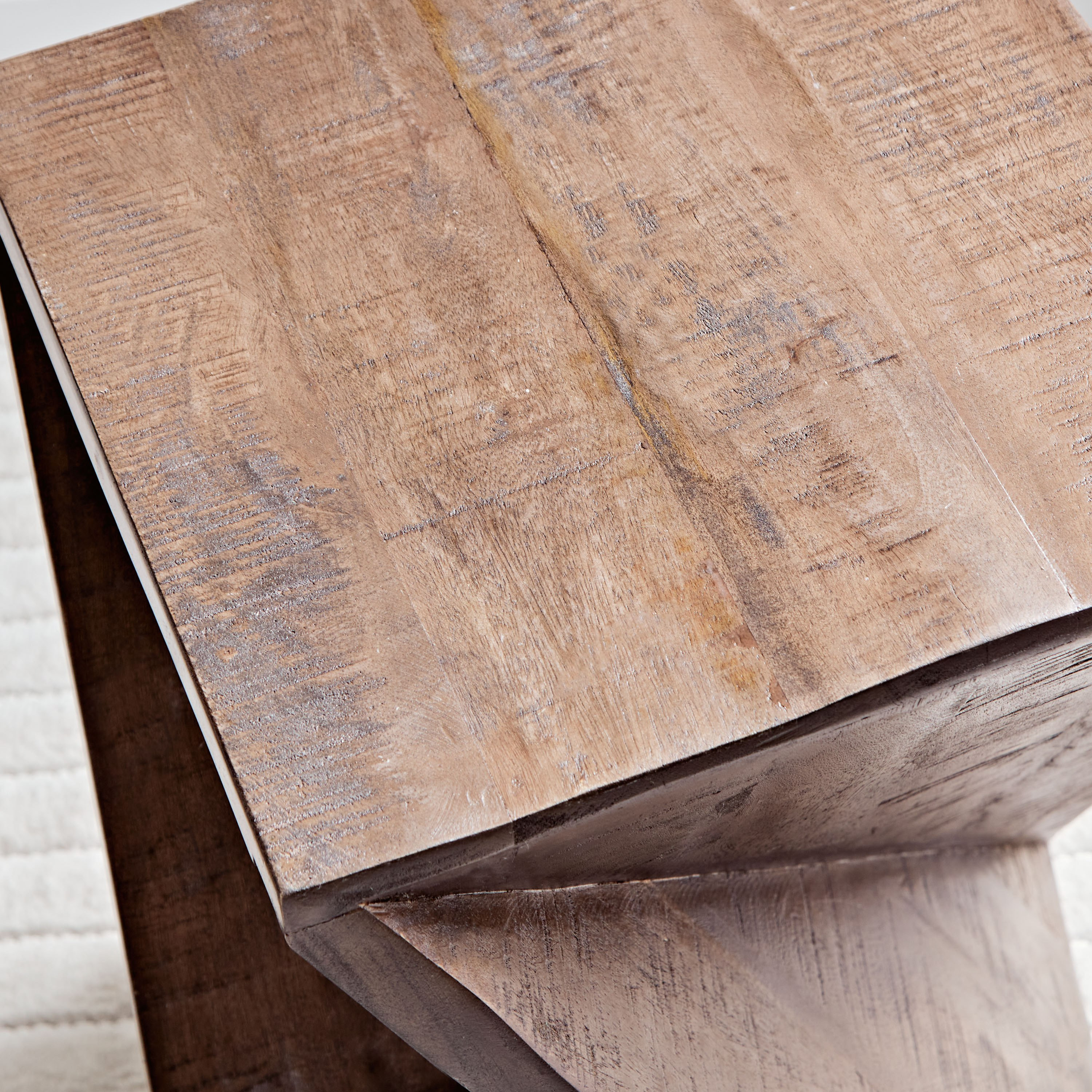 طاولة جانبية من الخشب الصلب من تيفولي-hbxfurniture-livingroom-endtables-image-5