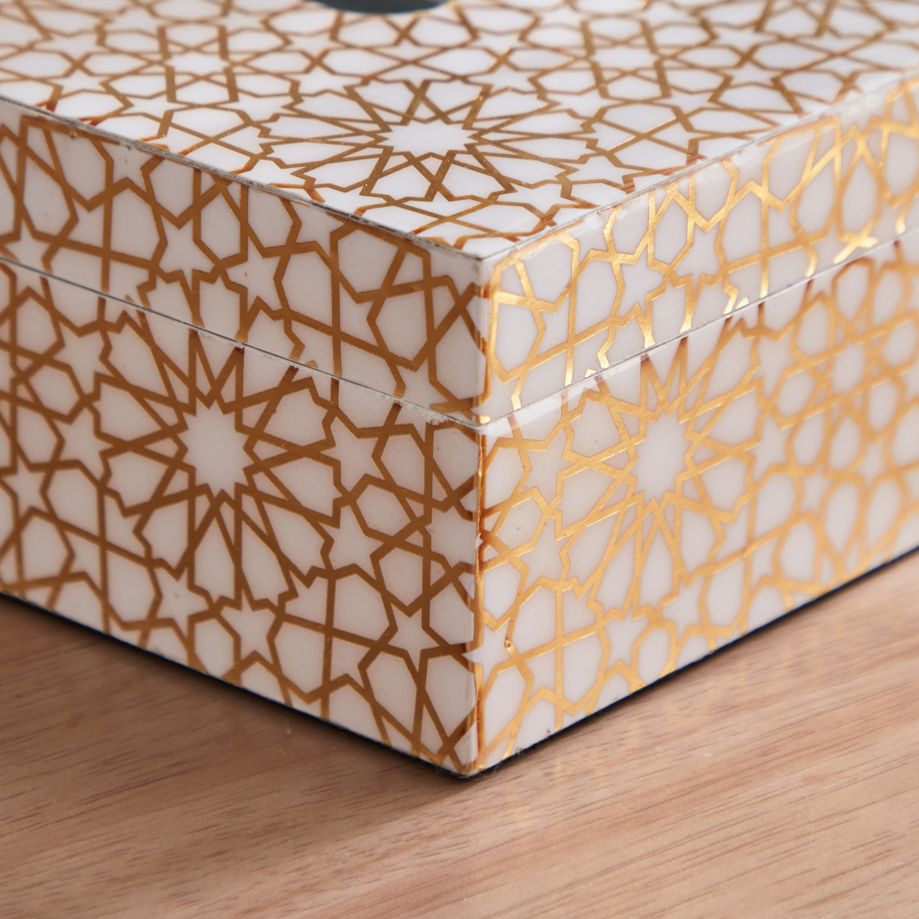 حامل علبة مناديل بطبعات زيليج من أرمايا - 23.5x14x7.5 سم-hbxdecorandfurnishings-homeaccessories-novelties-image-5