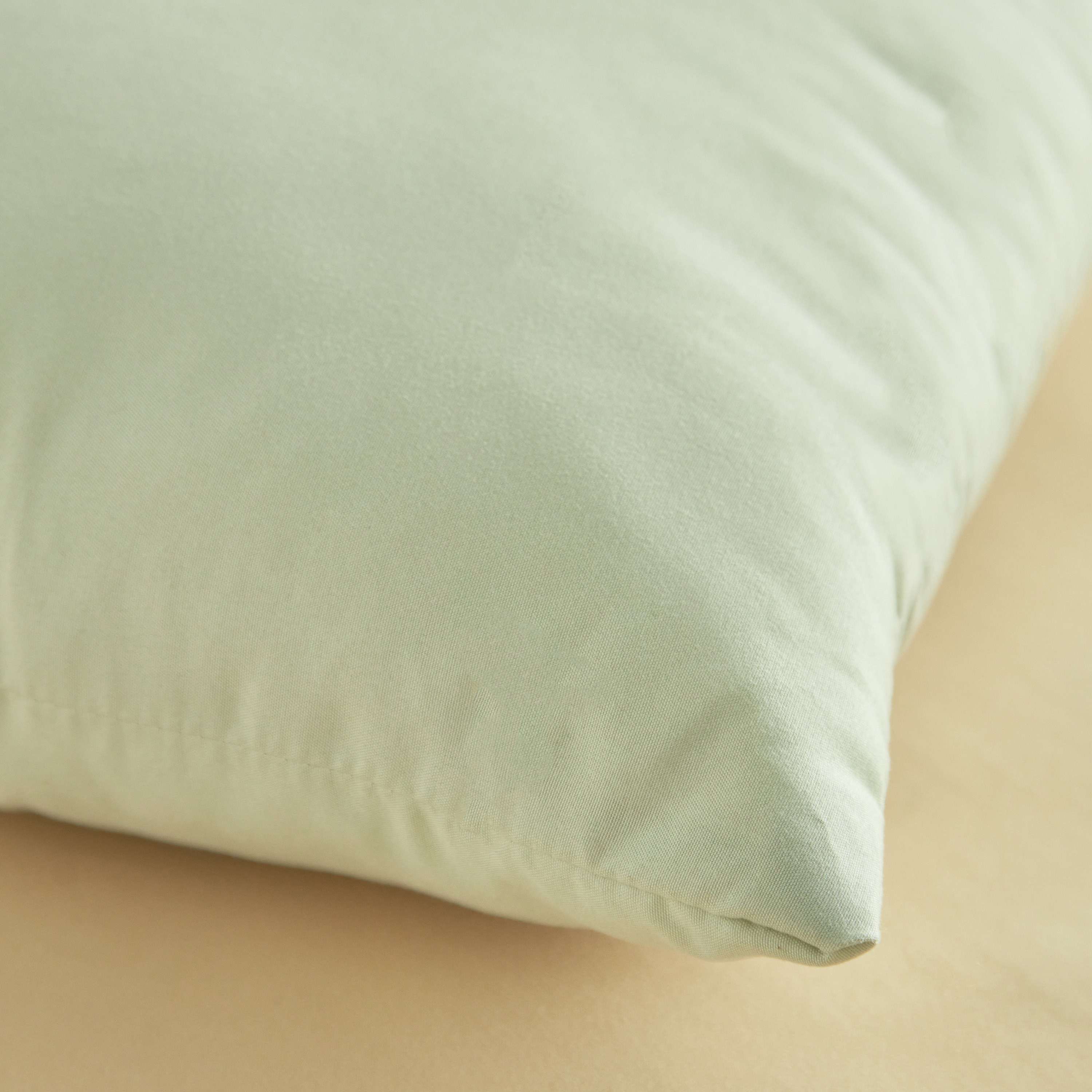 وسادة محشوة ألياف دقيقة من أكسيس - 40x40 سم-hbxlivingroom-furnishings-cushionsandcovers-filledcushions-image-4