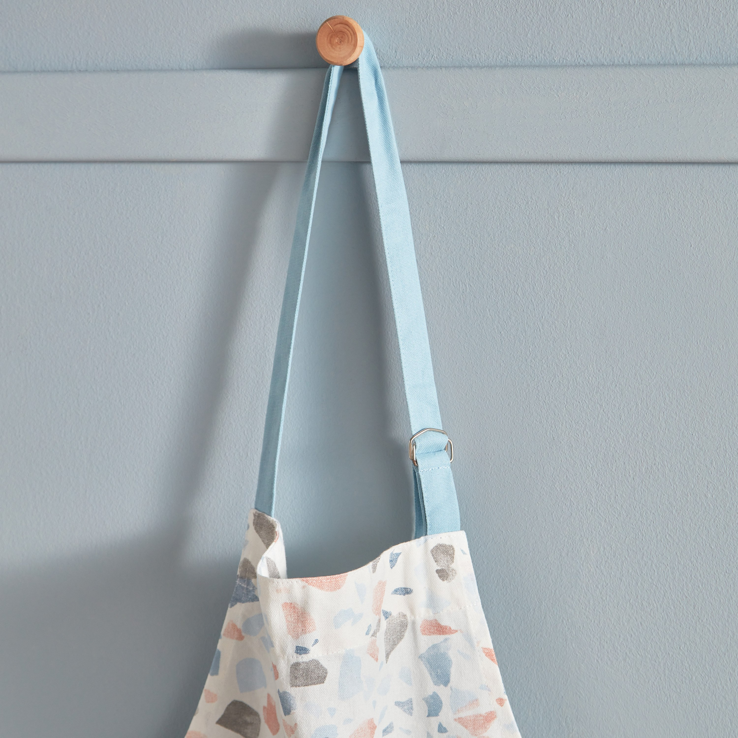 مريلة بطبعات من فلورا ديان - 60x90 سم-hbxhomeware-kitchenware-kitchenlinens-image-3