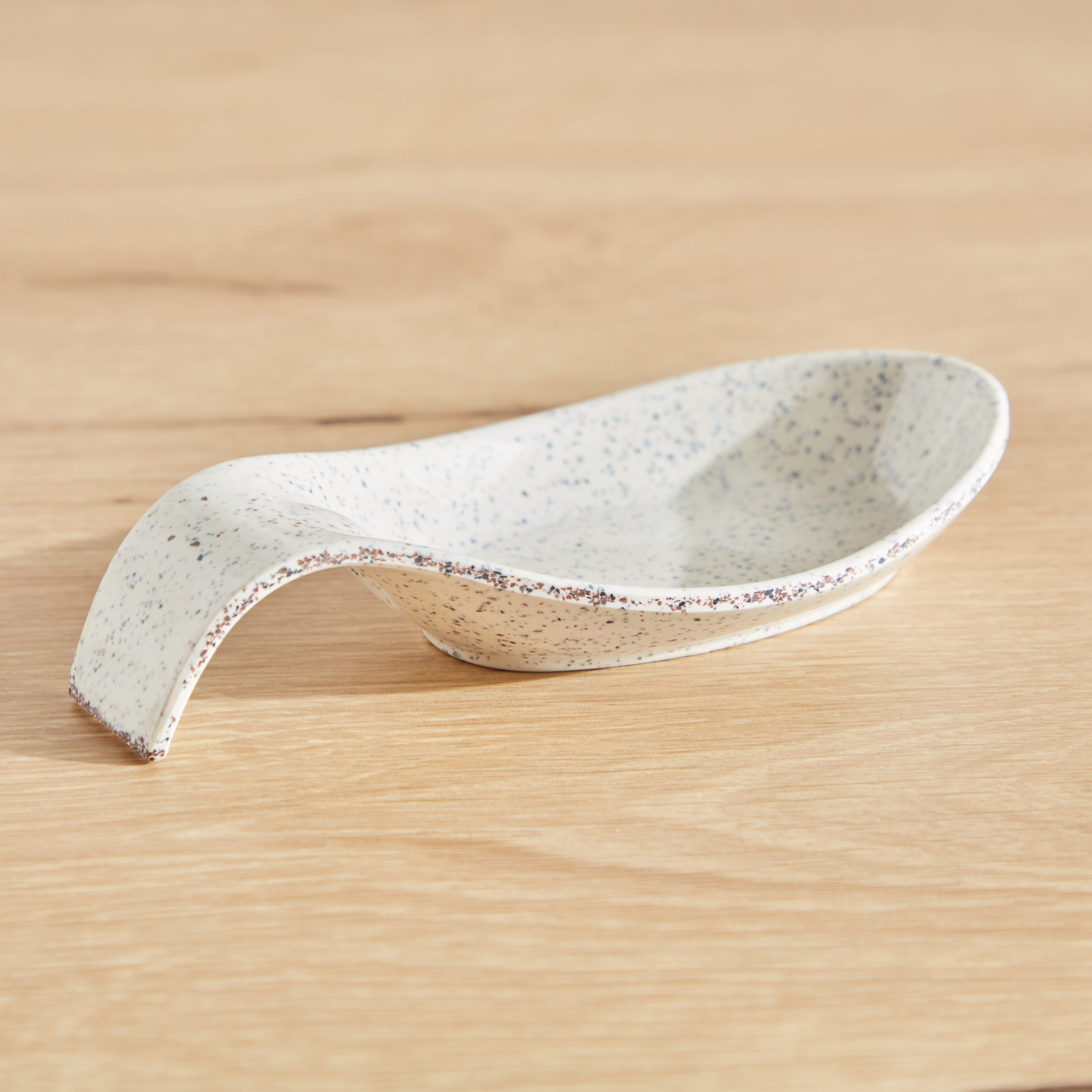 صحن من كلاسيك-hbxdecorandfurnishings-tabletop-serveware-image-1