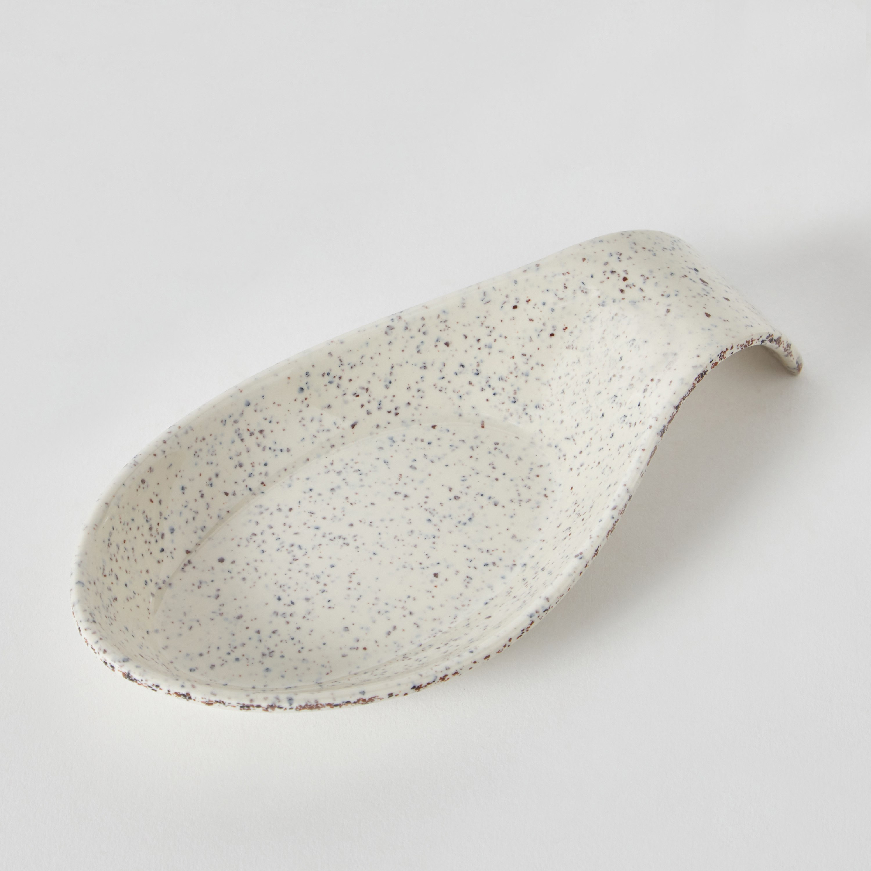 صحن من كلاسيك-hbxdecorandfurnishings-tabletop-serveware-image-5
