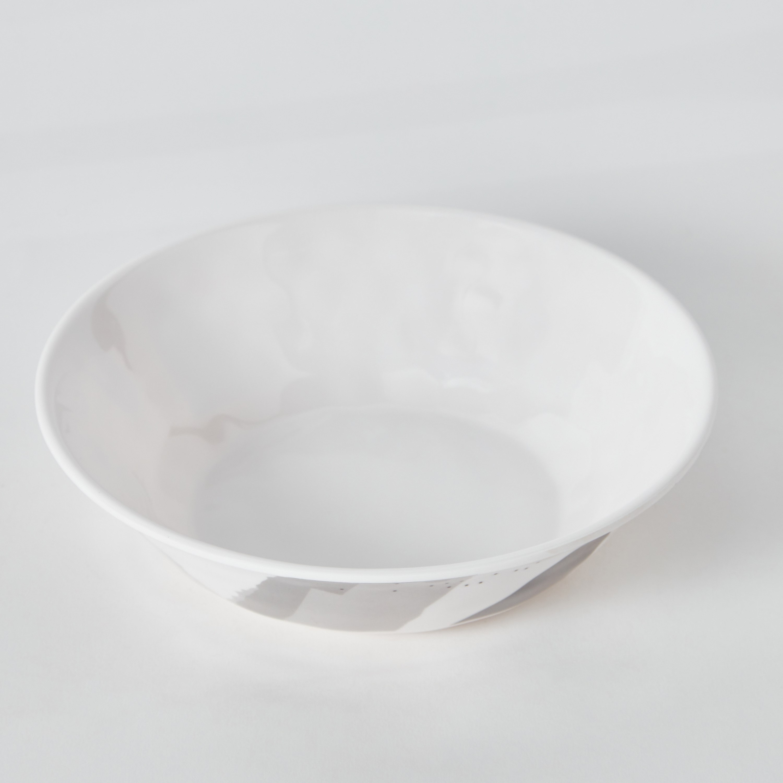 وعاء تقديم من جريس-hbxdecorandfurnishings-tabletop-crockery-image-5
