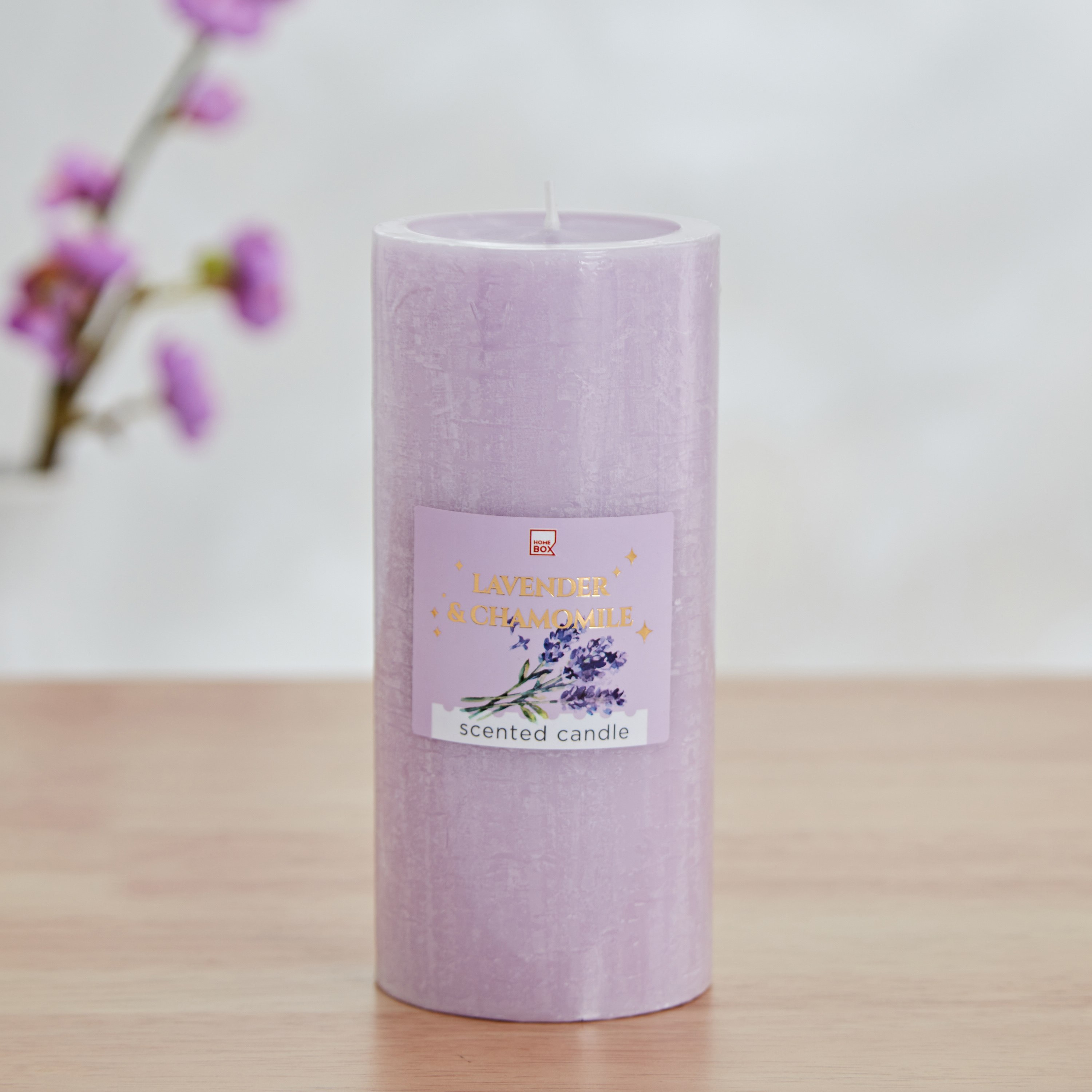 شمعة عمودية برائحة اللافندر والبابونج من قرا - 6.8x15 سم-hbxlivingroom-decorandaccessories-candles-image-1