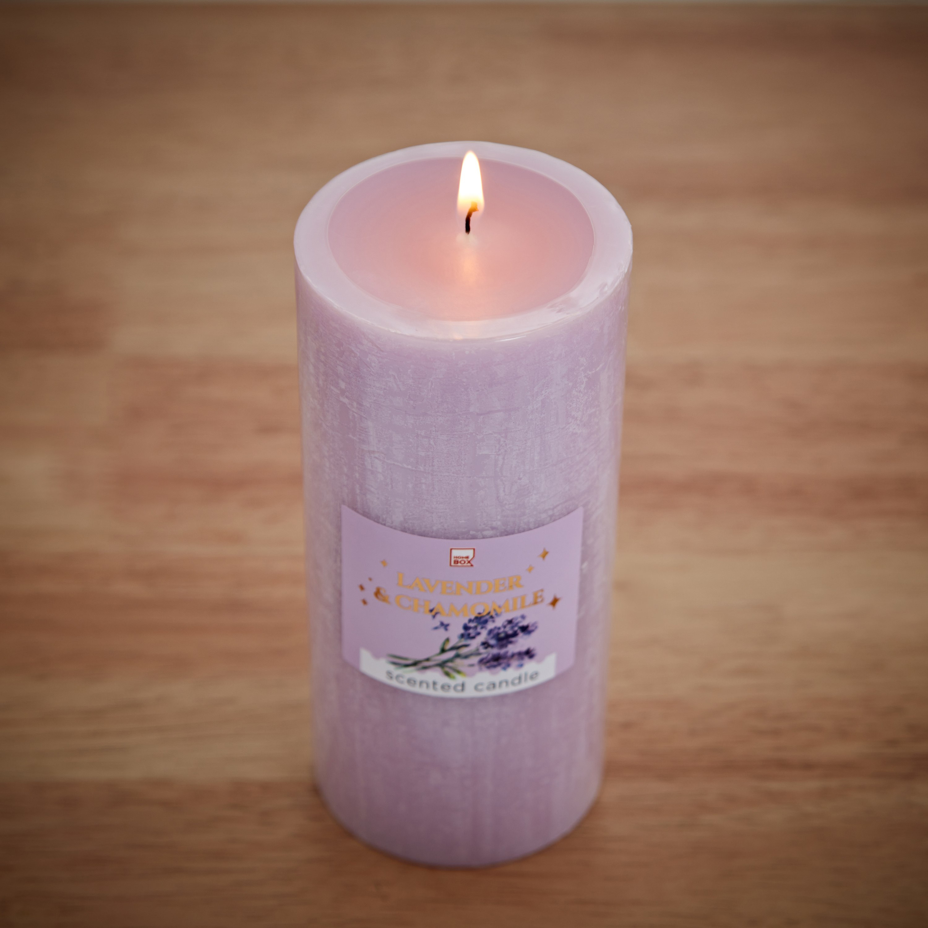 شمعة عمودية برائحة اللافندر والبابونج من قرا - 6.8x15 سم-hbxlivingroom-decorandaccessories-candles-image-3