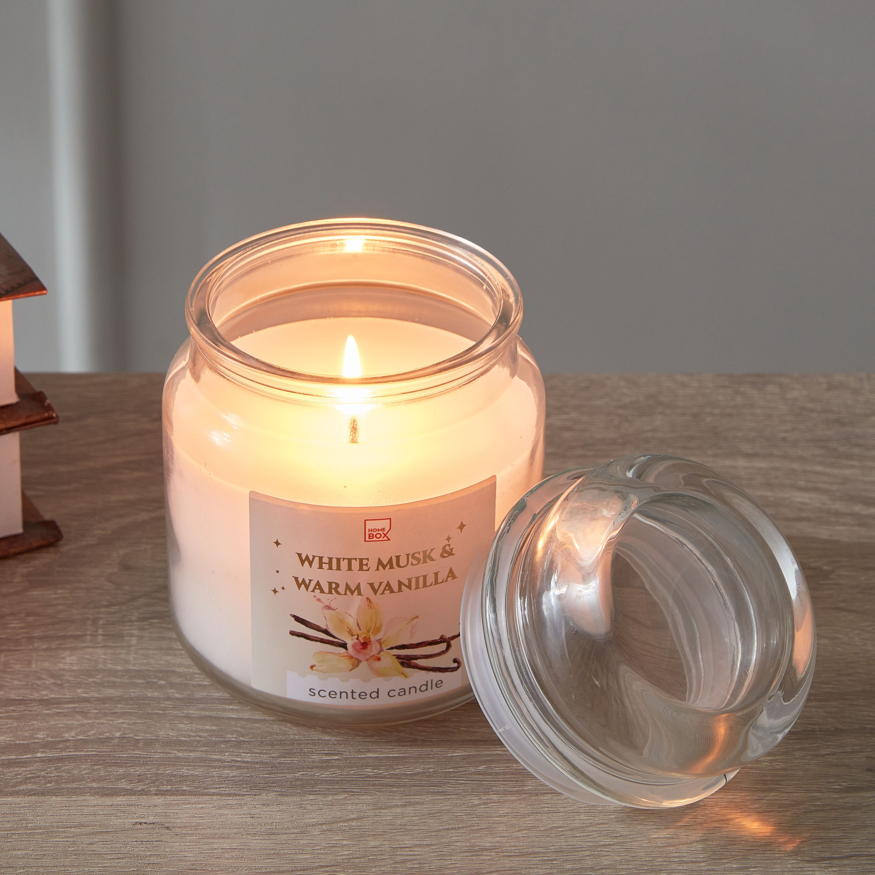 Qara Colonial Vanilla Jar Candle - 280 g-hbxlivingroom-decorandaccessories-candles-image-2