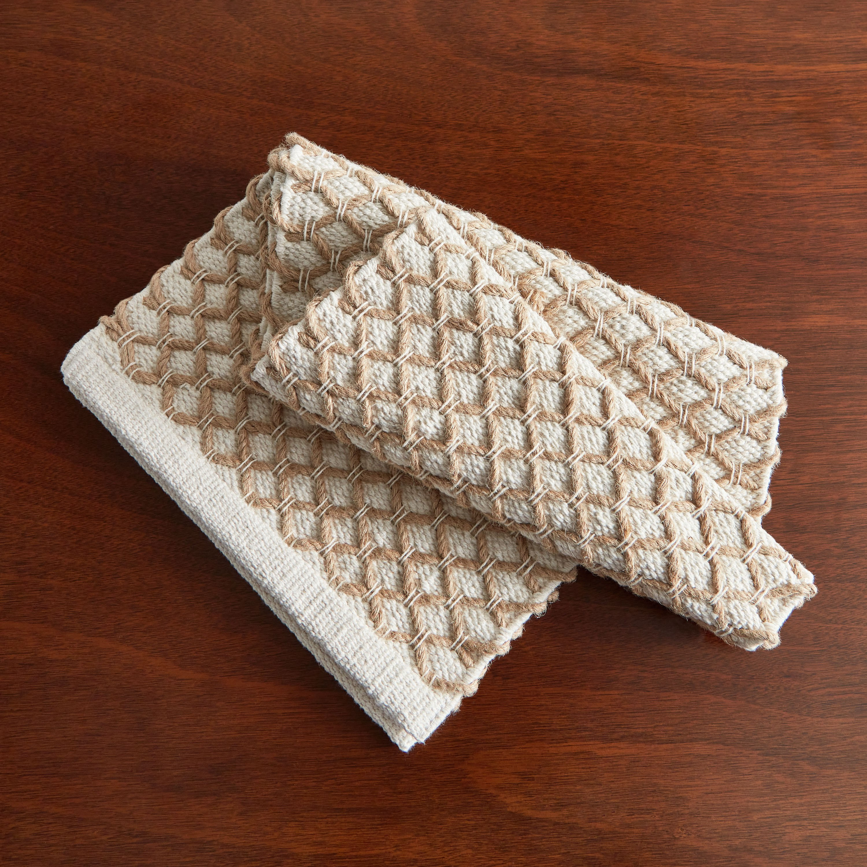 مفرش قطن من ناتورا بول جوت - 35x120 سم-hbxdecorandfurnishings-homefurnishings-tablelinens-image-2
