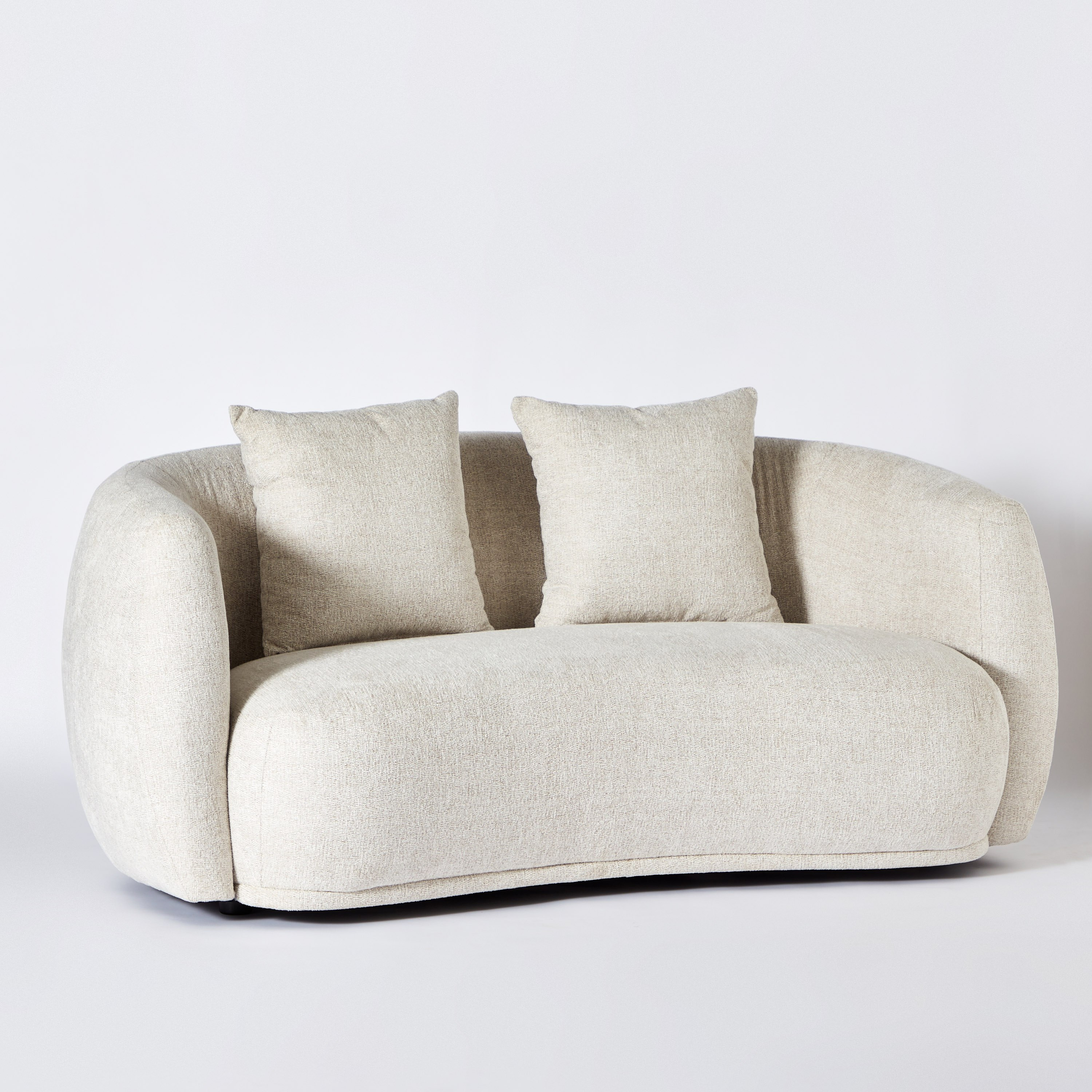 كنبة مخملية مقعدين مع وسادتين-hbxlivingroom-sofasandarmchairs-sofas-image-11