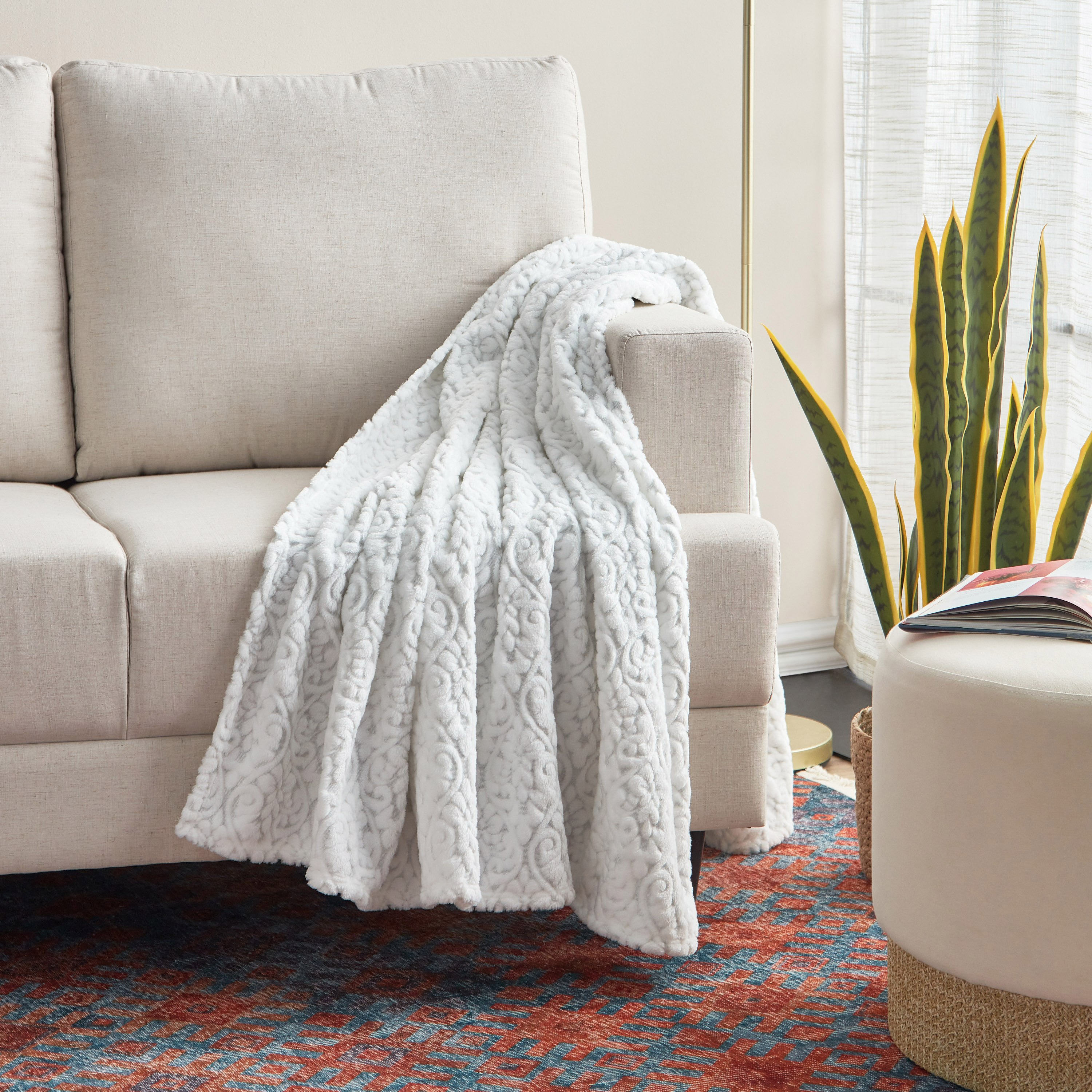 بطانية خفيفة جاكارد من بريستول - 130x170 سم-hbxhomeware-hbxbedroom-image-1