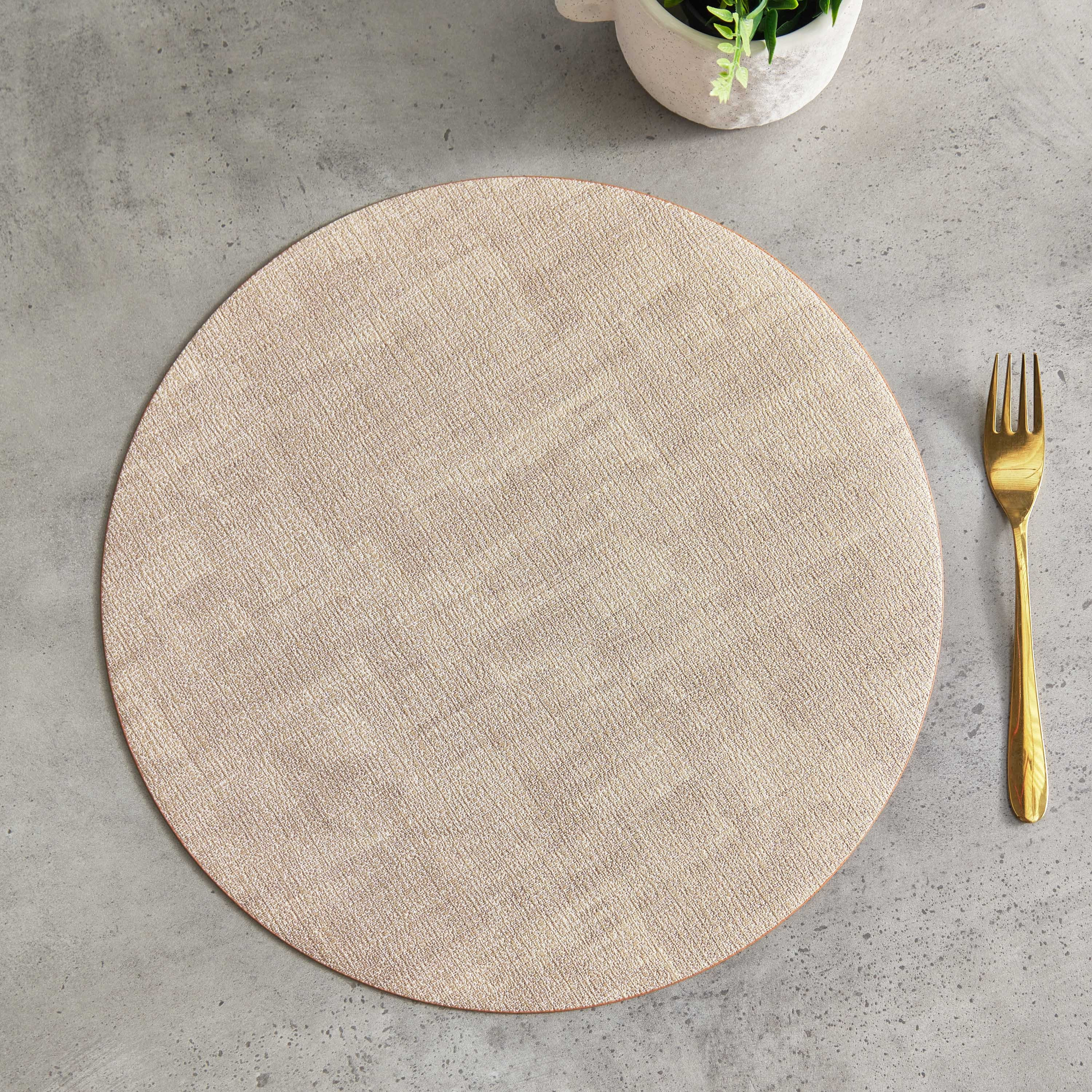 لبادة صحون بي في سي مستديرة تستخدم على الوجهين من كازيمير - 38 سم-hbxdecorandfurnishings-homefurnishings-tablelinens-image-1