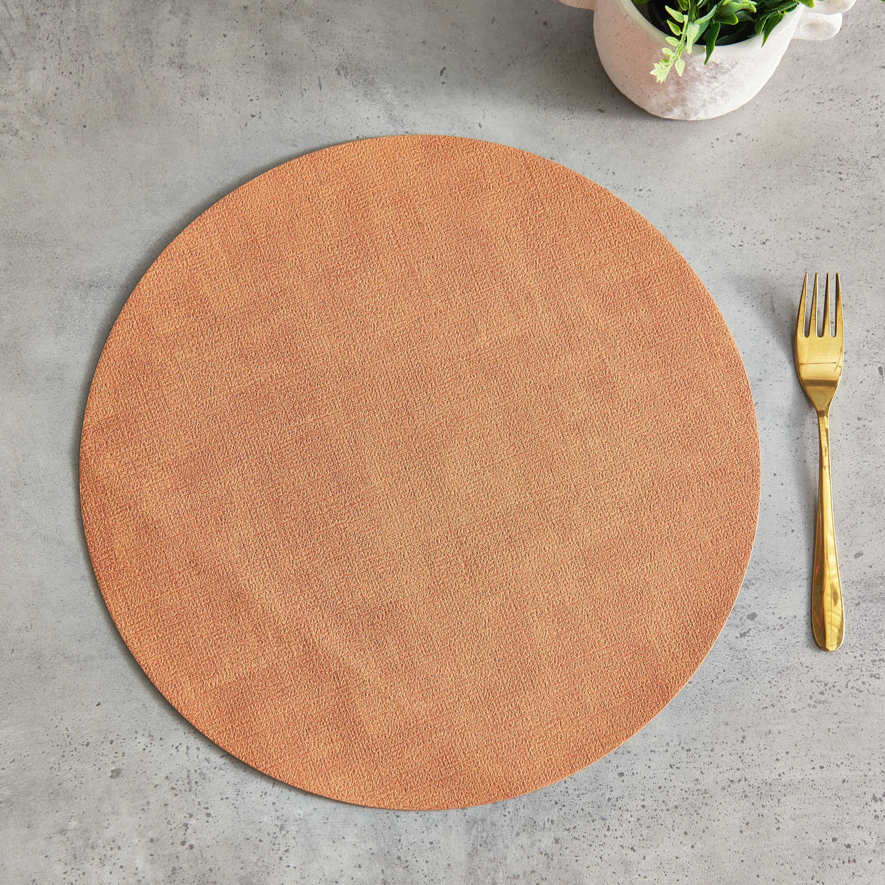 لبادة صحون بي في سي مستديرة تستخدم على الوجهين من كازيمير - 38 سم-hbxdecorandfurnishings-homefurnishings-tablelinens-image-2