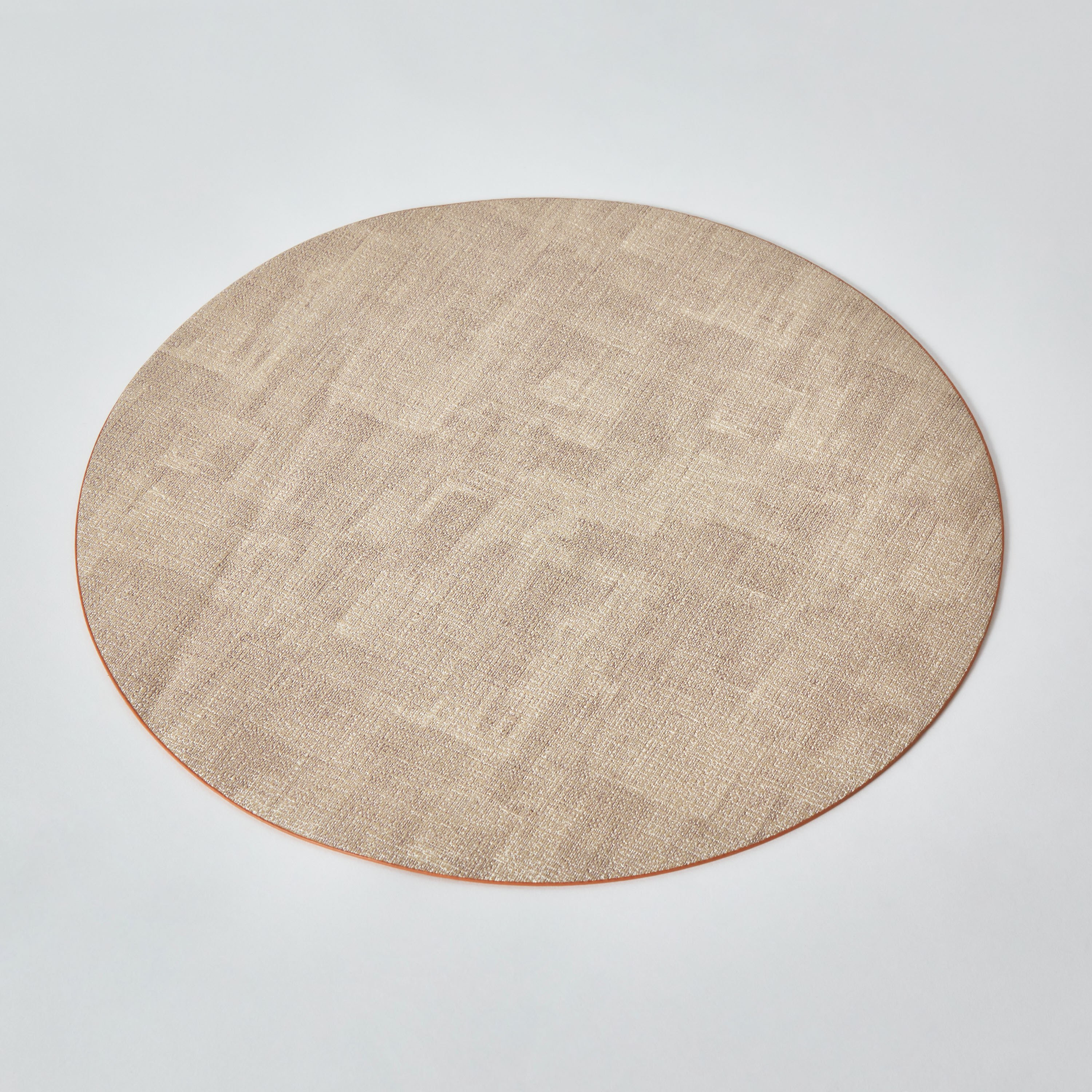 لبادة صحون بي في سي مستديرة تستخدم على الوجهين من كازيمير - 38 سم-hbxdecorandfurnishings-homefurnishings-tablelinens-image-6