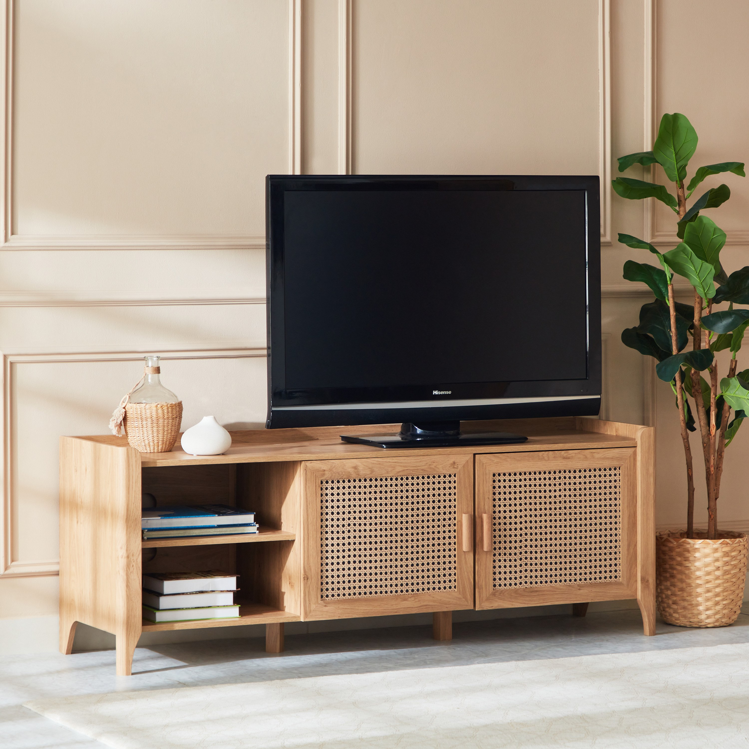 Tv unit deals 70 inch