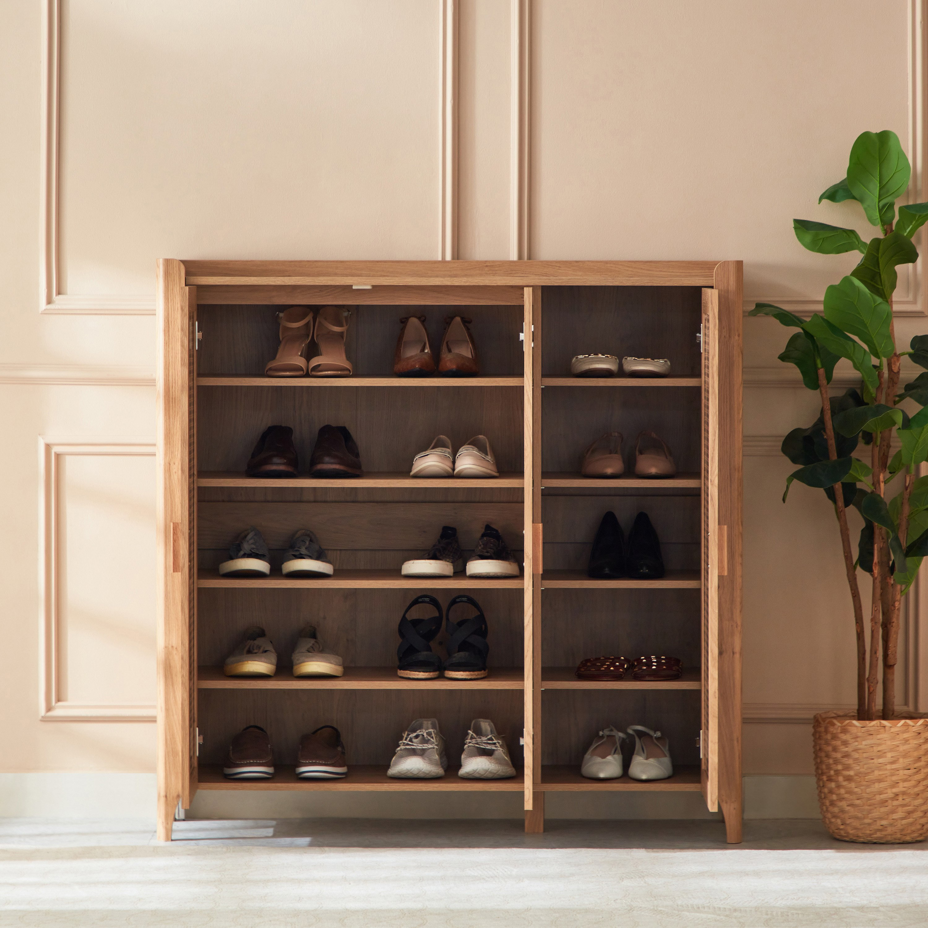 26 pair shoe store storage cabinet