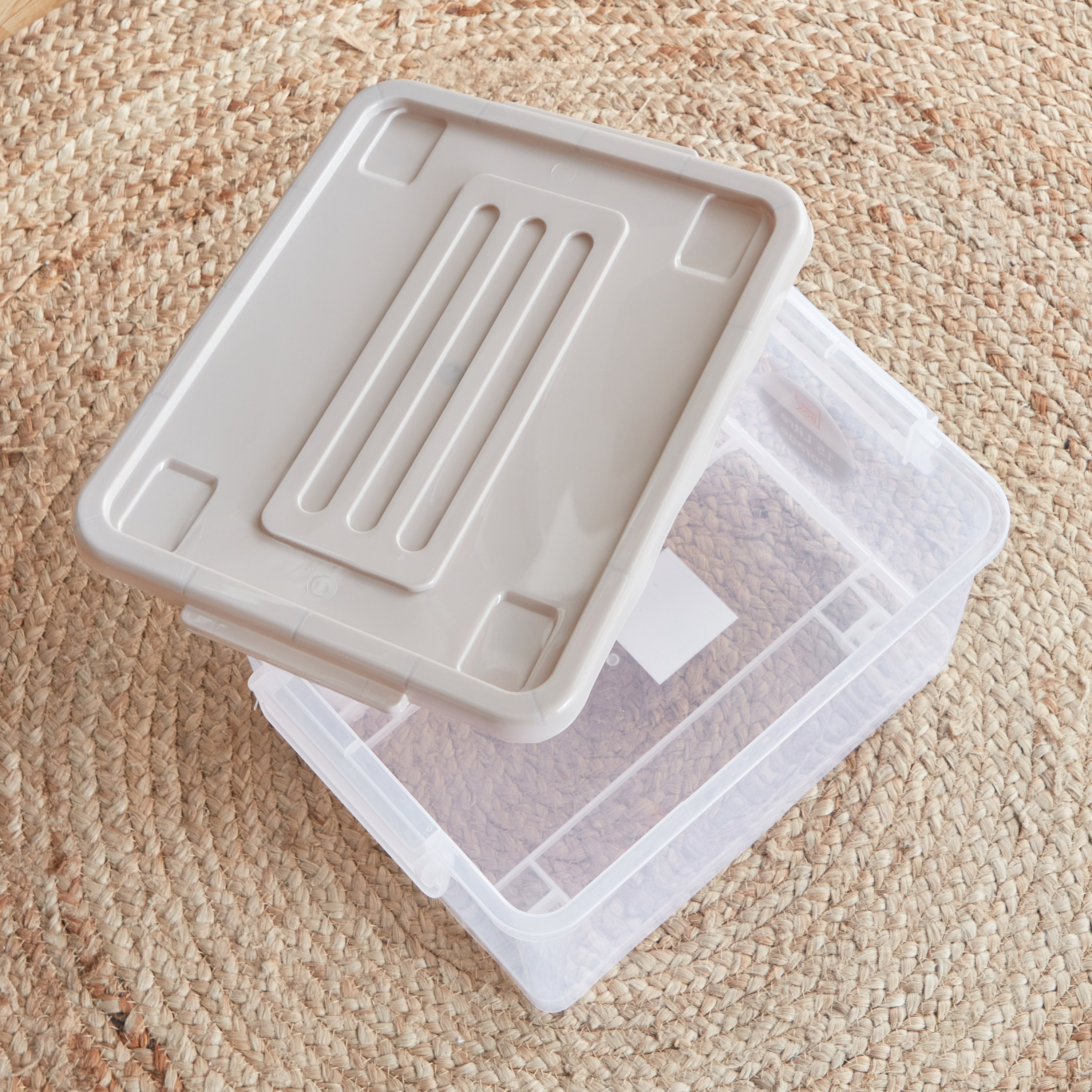 Juana Multipurpose Transparent Storage Box with Wheels and Lockable Lid - 15 L-hbxbedroom-bedroomaccessories-bedroomstorage-image-3