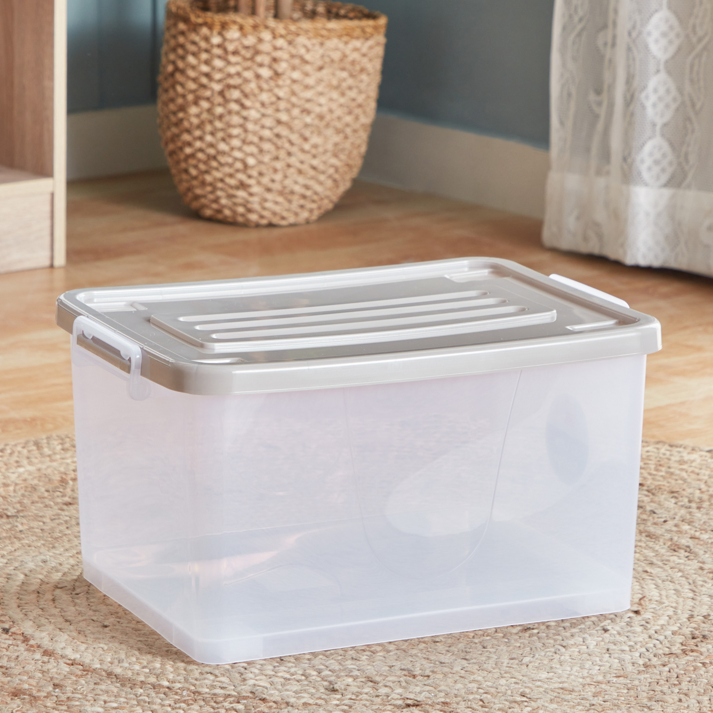 Juana Multipurpose Transparent Storage Box with Wheels and Lockable Lid - 32 L-hbxbedroom-bedroomaccessories-bedroomstorage-image-3