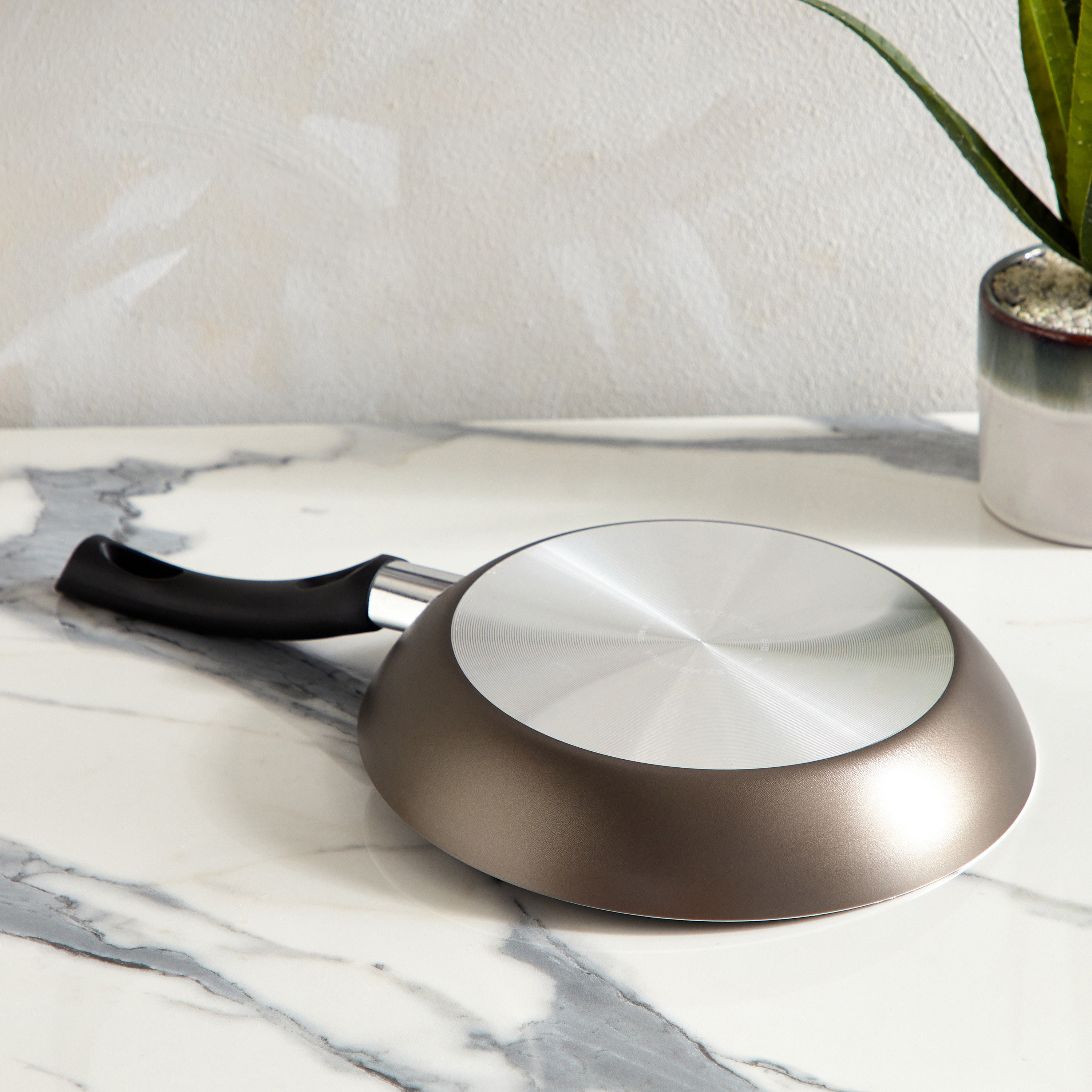 مقلاة غير قابلة للالتصاق باريس من ترامونتينا - 26 سم-hbxhomeware-hbxkitchen-image-2