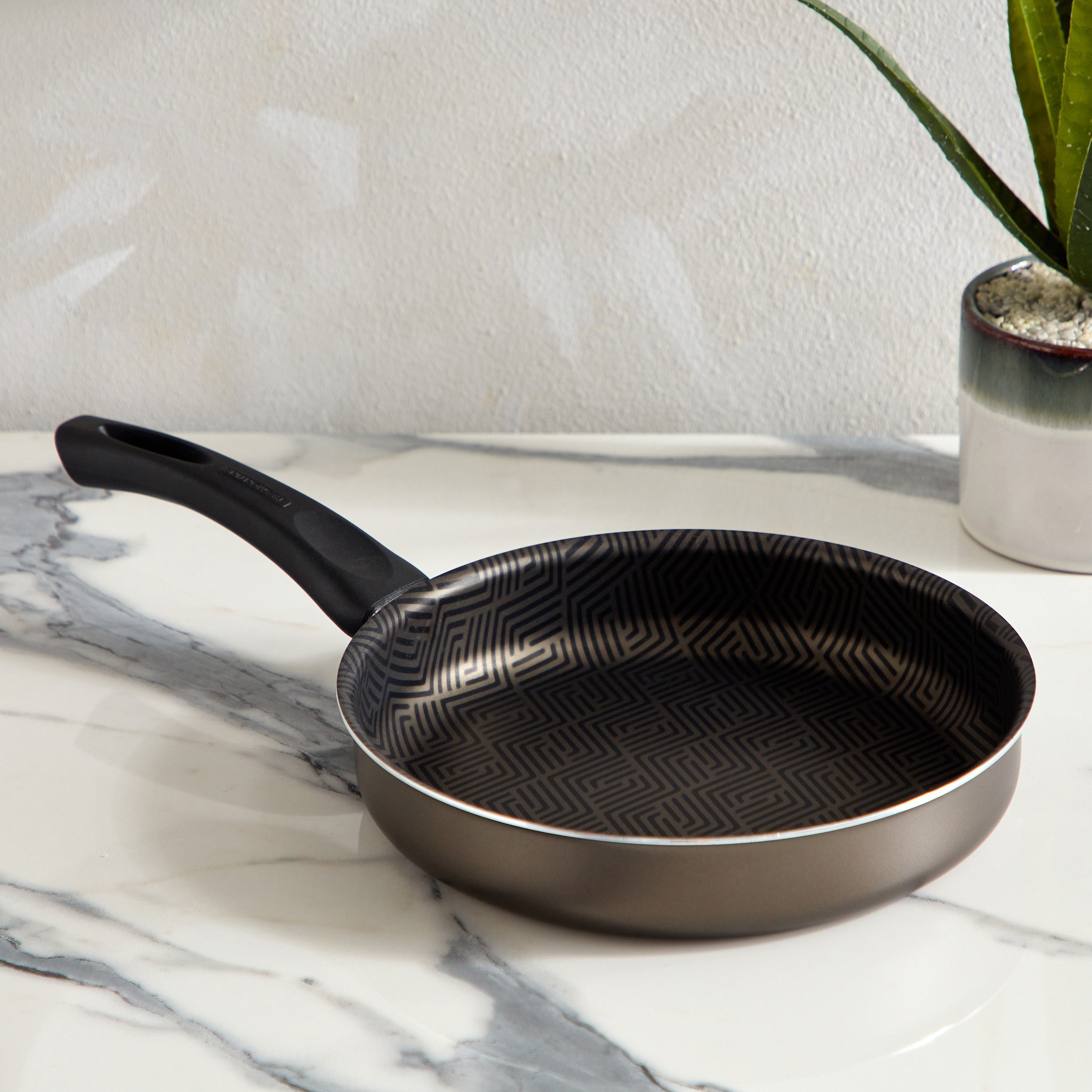 مقلاة غير قابلة للالتصاق باريس من ترامونتينا - 24 سم-hbxhomeware-hbxkitchen-image-1