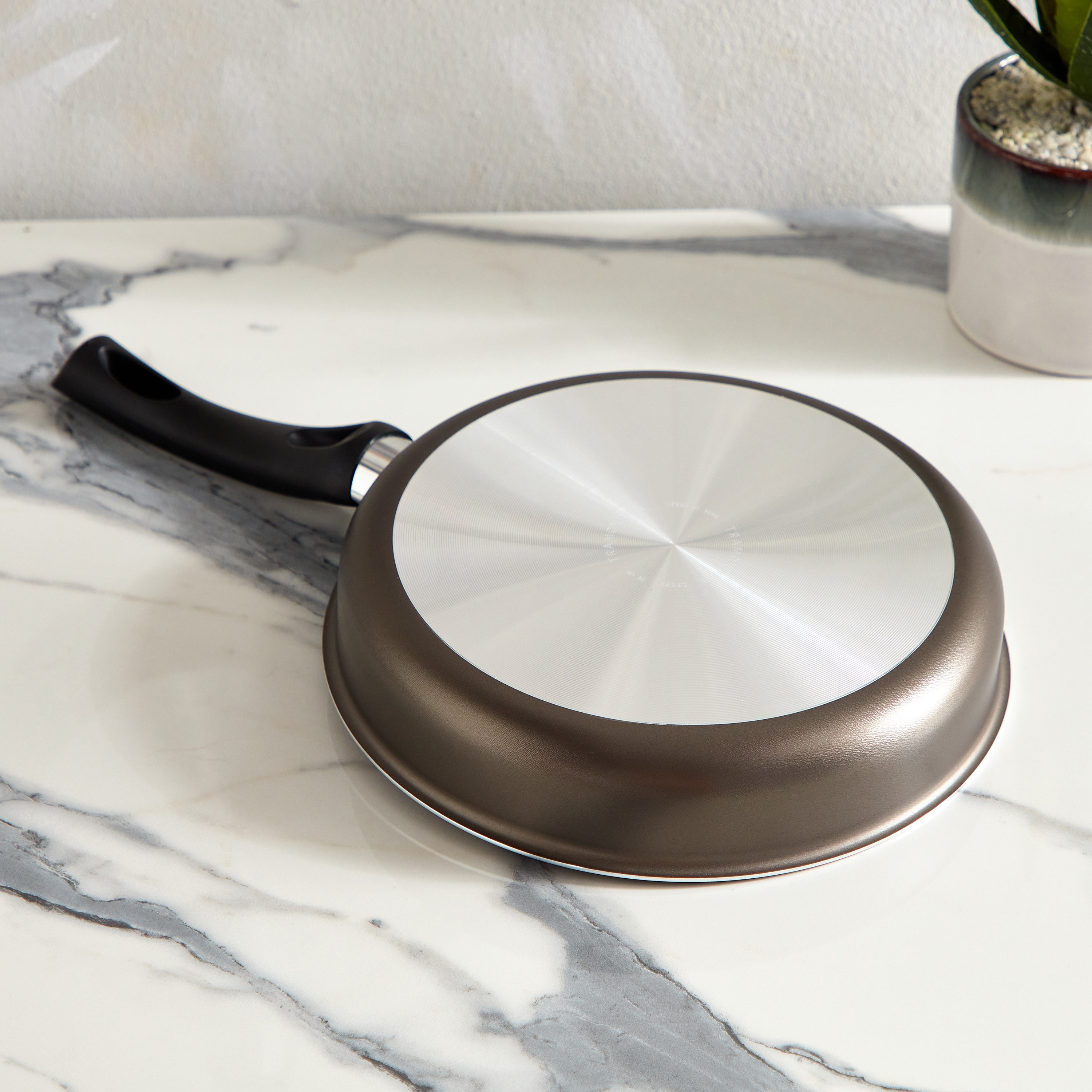 مقلاة غير قابلة للالتصاق باريس من ترامونتينا - 24 سم-hbxhomeware-hbxkitchen-image-2