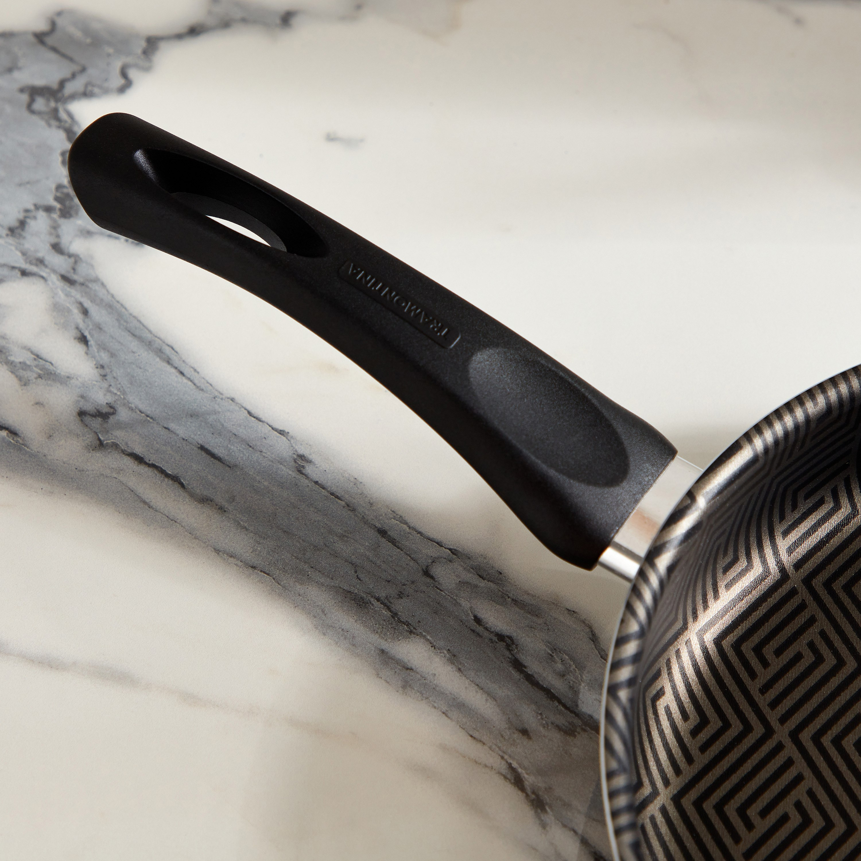 مقلاة غير قابلة للالتصاق باريس من ترامونتينا - 24 سم-hbxhomeware-hbxkitchen-image-3