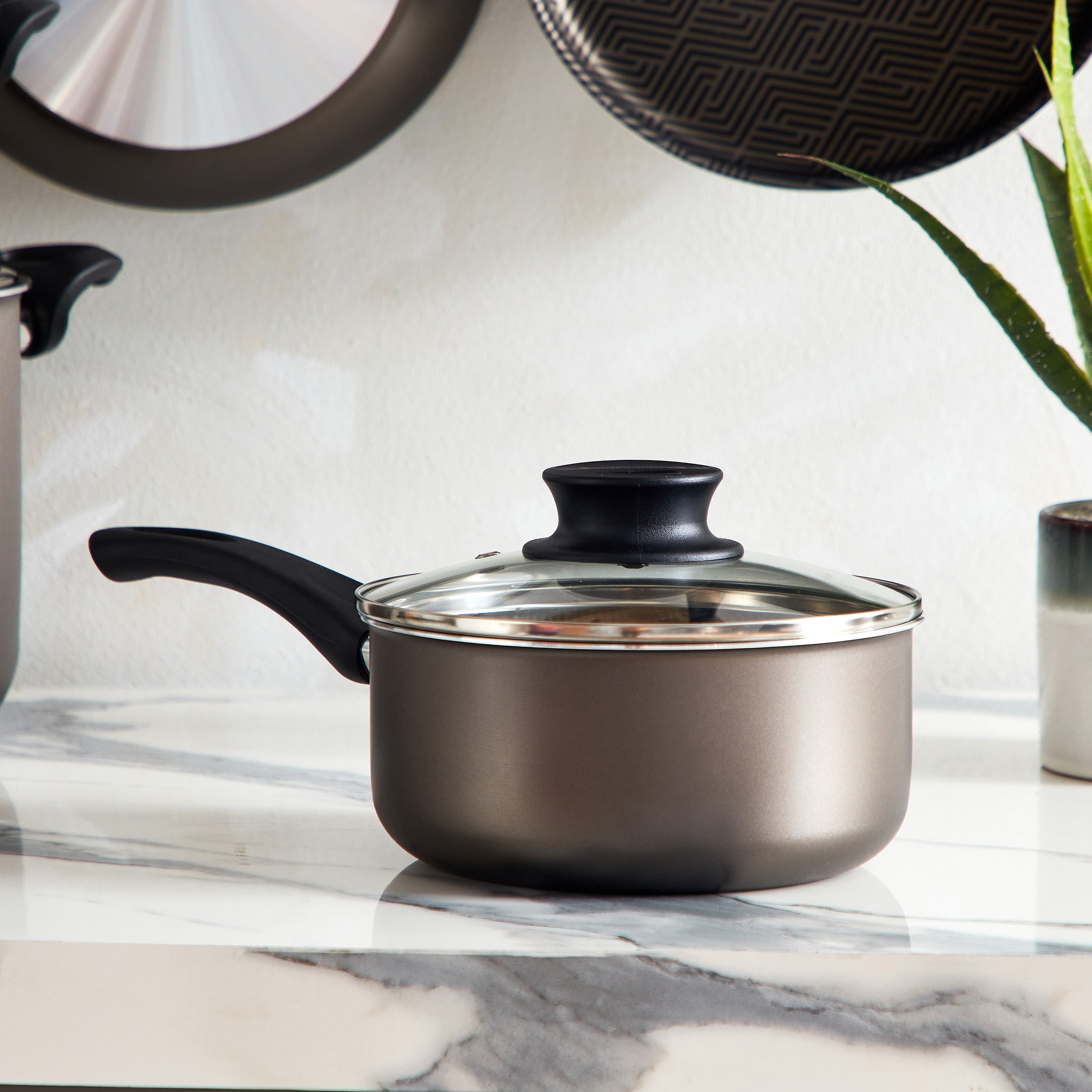 قدر صلصة غير قابل للالتصاق بغطاء زجاج باريس من ترامونتينا - 18 سم-hbxhomeware-hbxkitchen-image-1